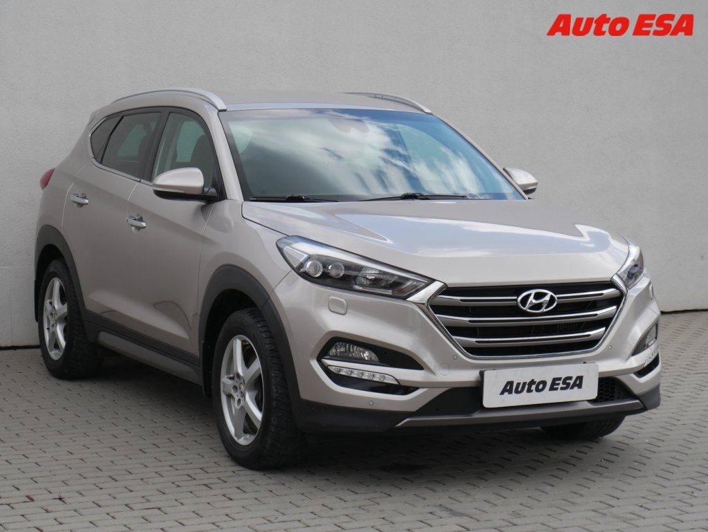 Hyundai Tucson, 2.0CRDi 4x4,1.maj,ČR