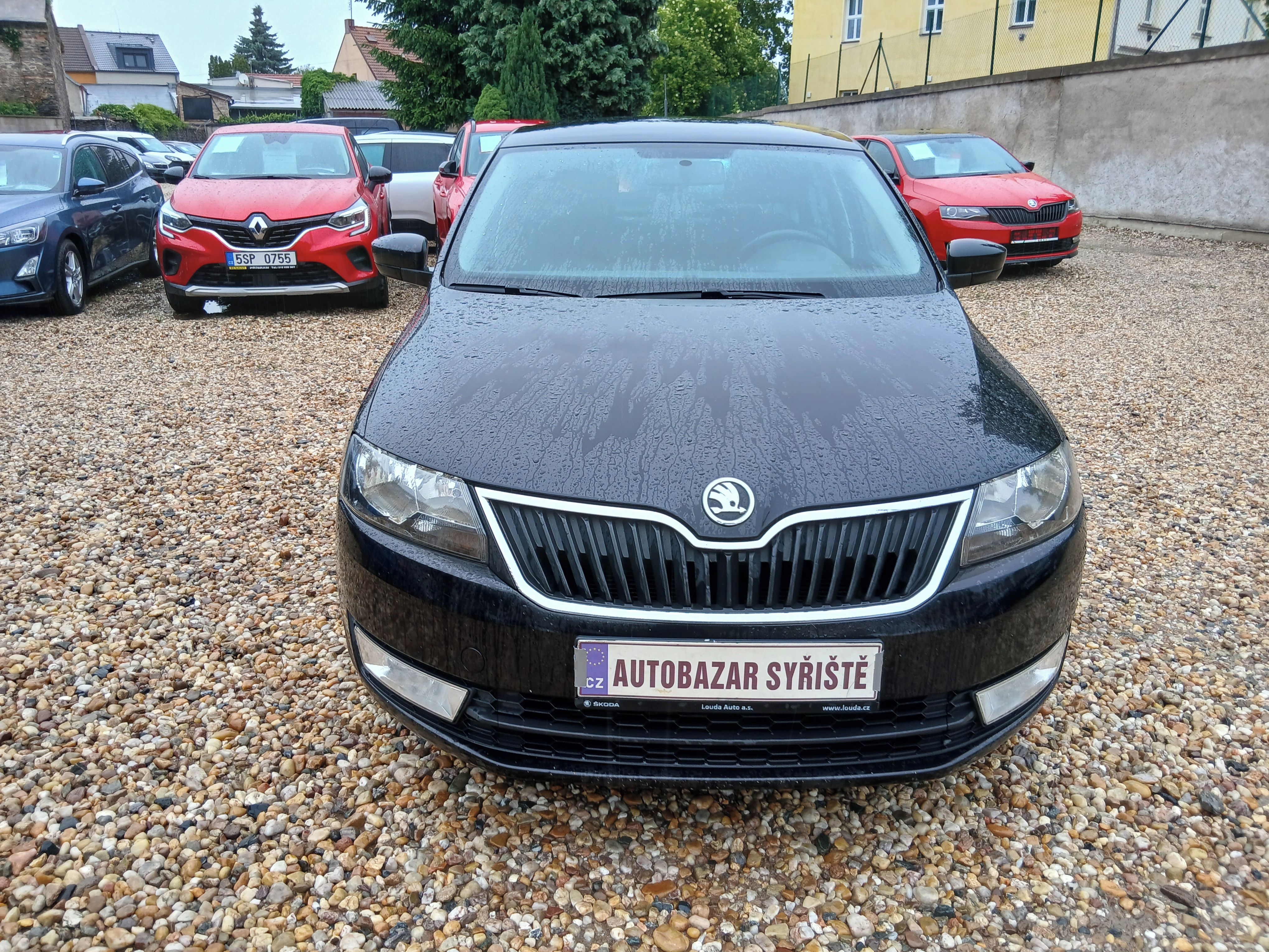 Škoda Rapid, 1.6TDi 66KW Ambi S.Kniha ČR,DP - fotka 2