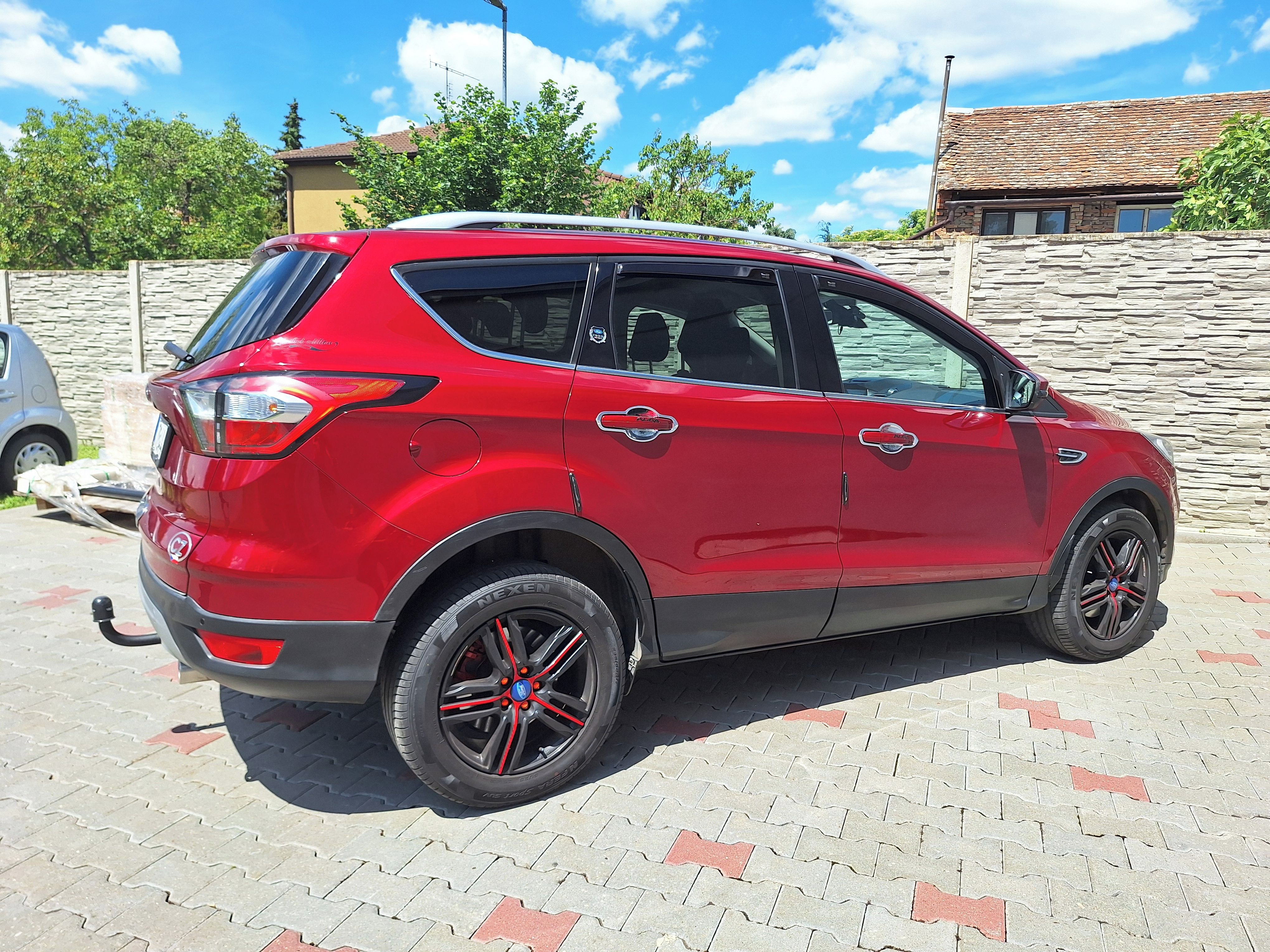 Ford Kuga, 1,5TDCi 88kW,CZ,69tis.km! - fotka 6