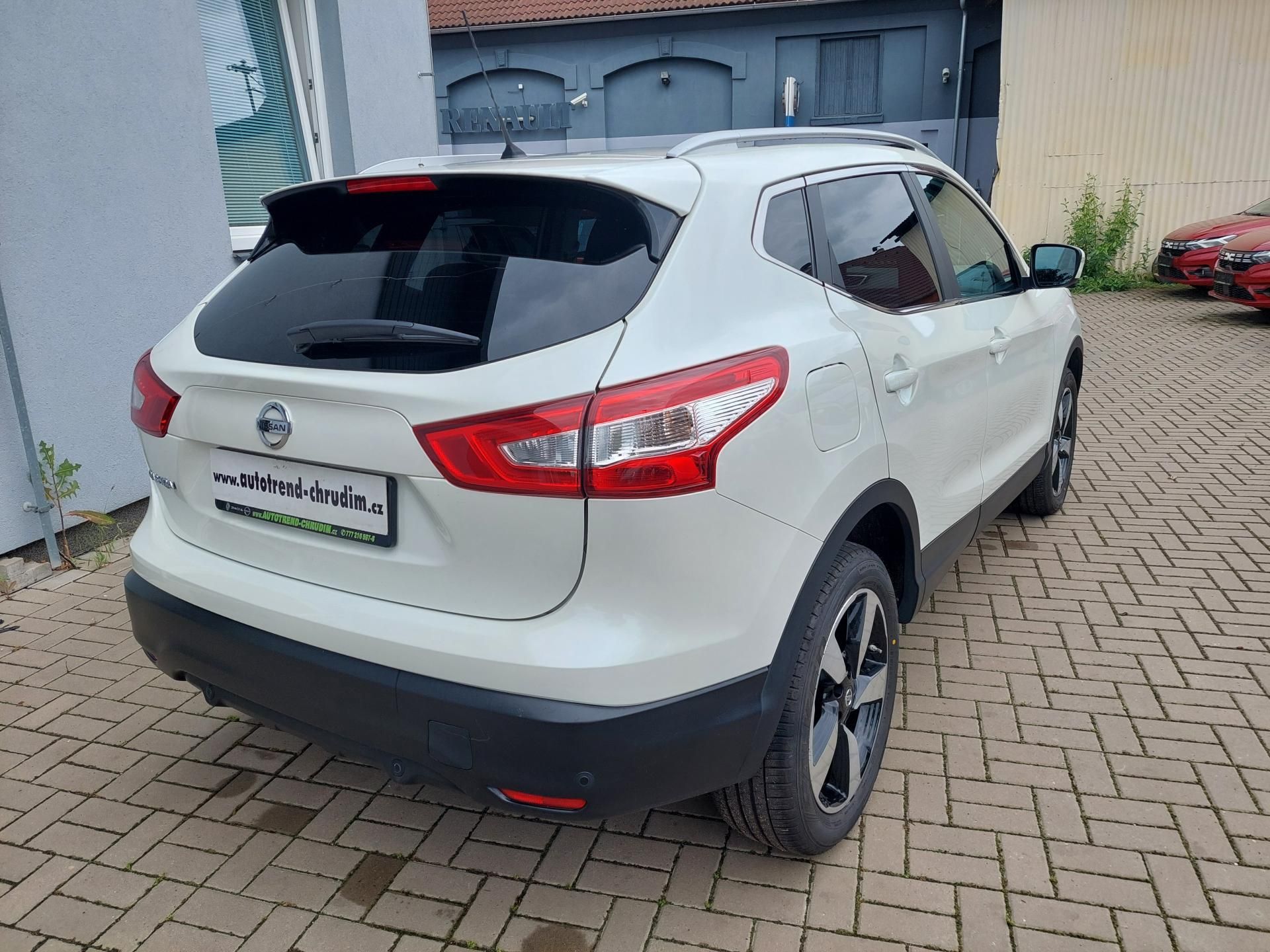 Nissan Qashqai, II. N-Connecta 1.6 dCi 130 - fotka 6