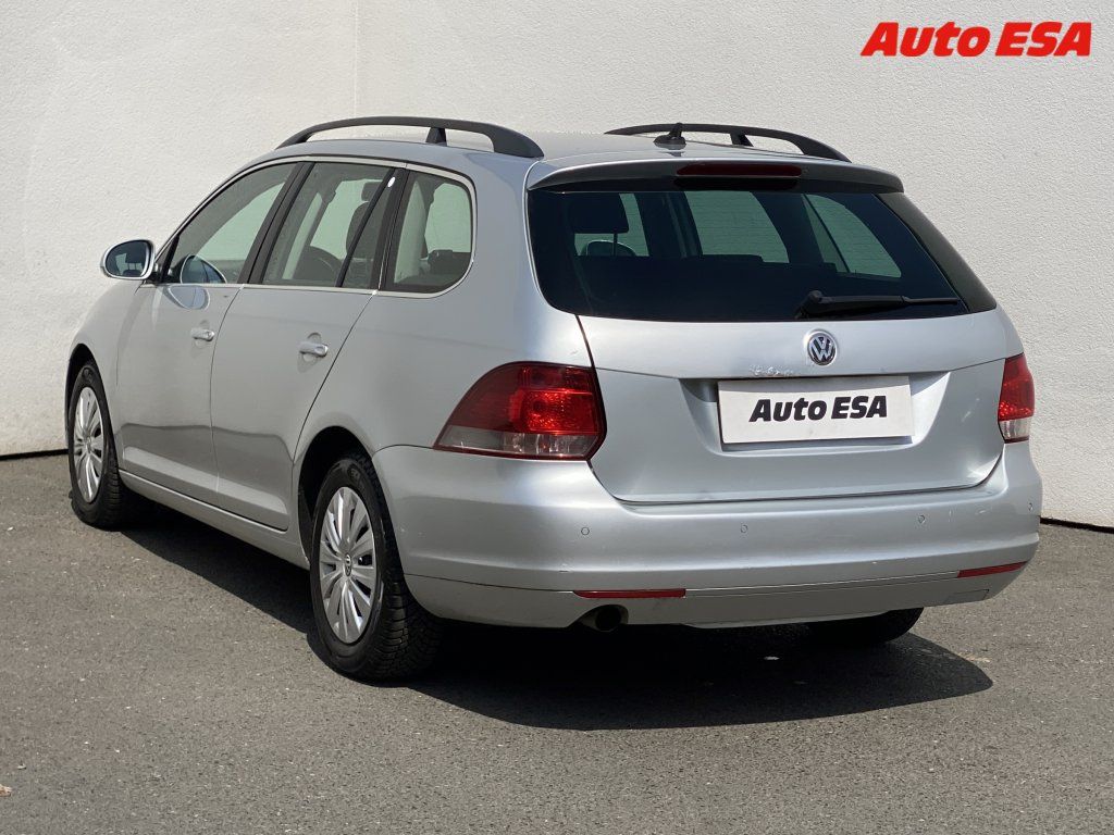 Volkswagen Golf, 1.6TDi,servis.kniha - fotka 6