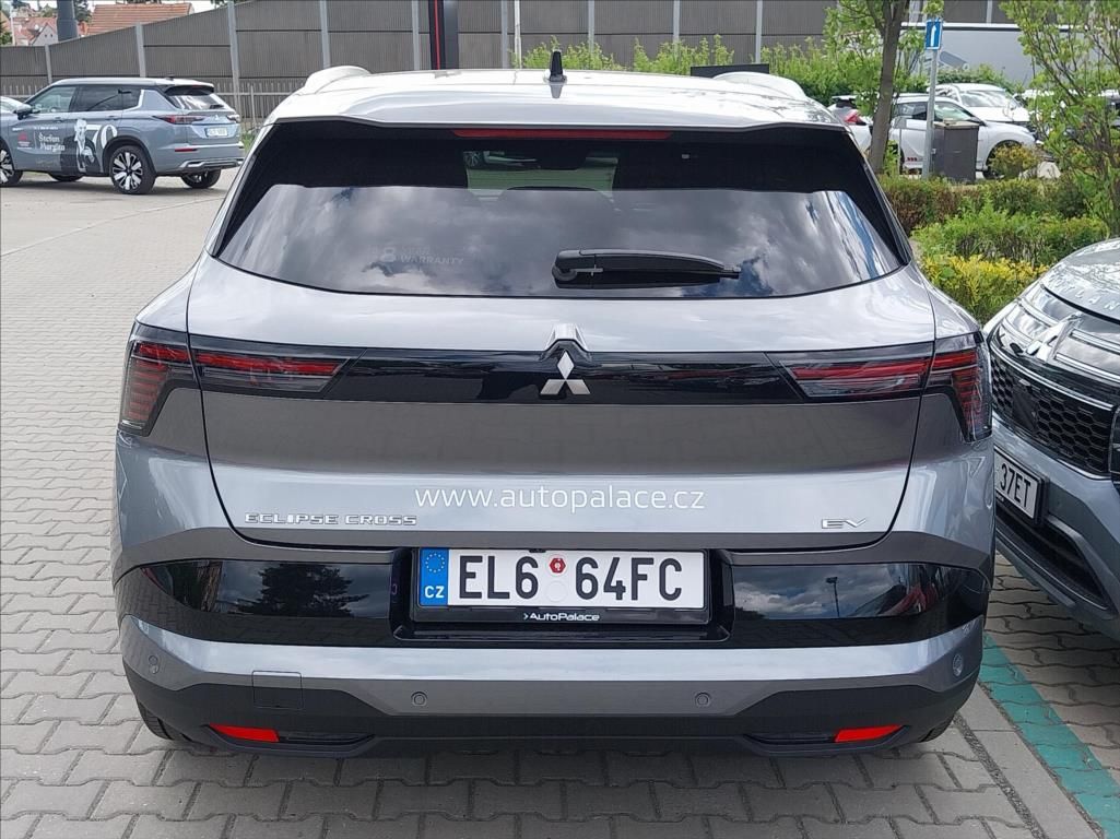 Mitsubishi Eclipse Cross, 160kW / 87kWh  BEV INSTYLE - fotka 5