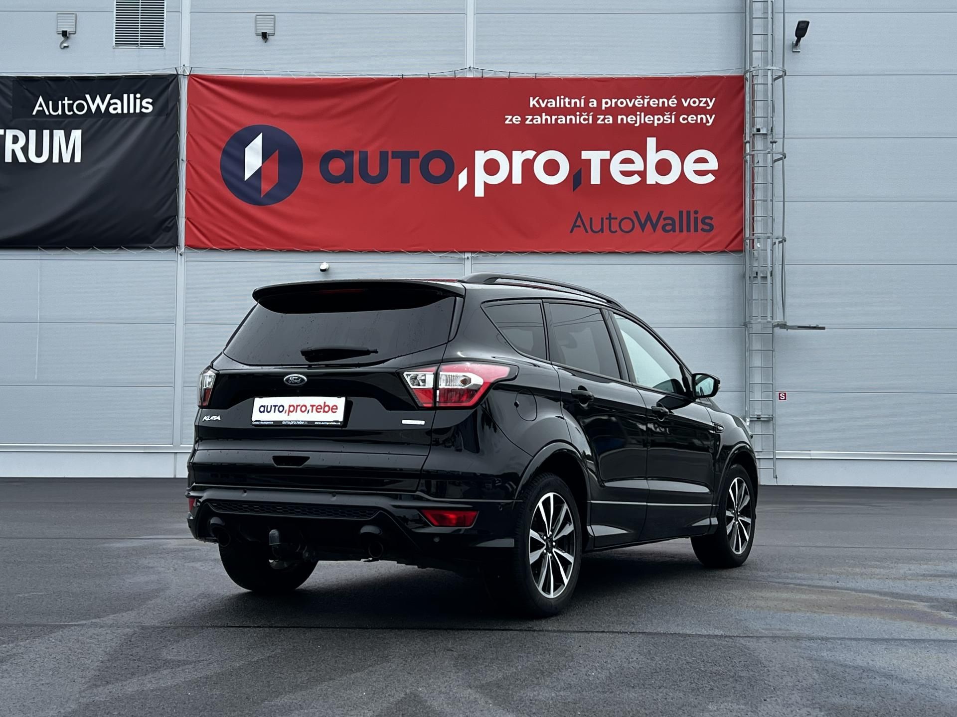 Ford Kuga, 1.5 EcoBoost ST Line TZ - fotka 4