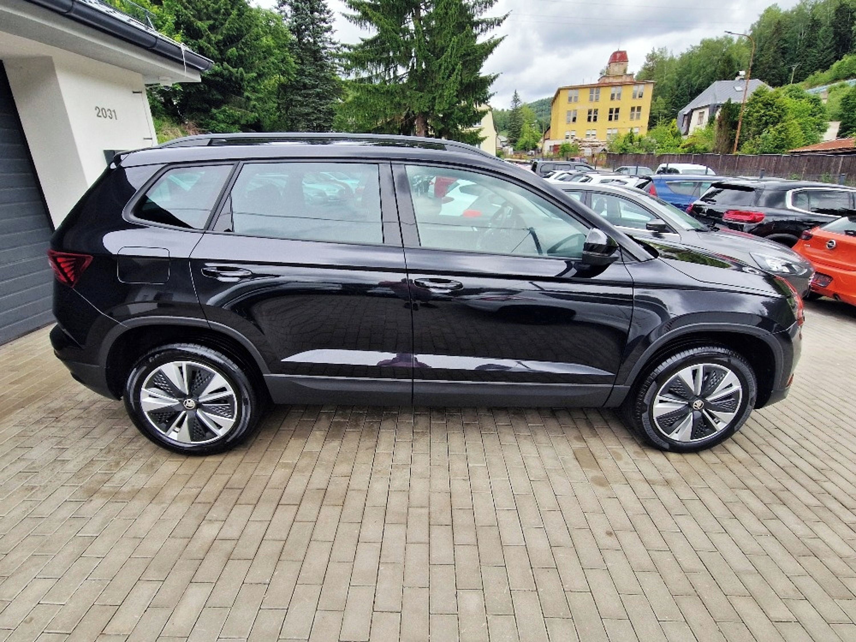 Škoda Karoq, 1.5 TSi (110 kW), DSG, LED - fotka 6