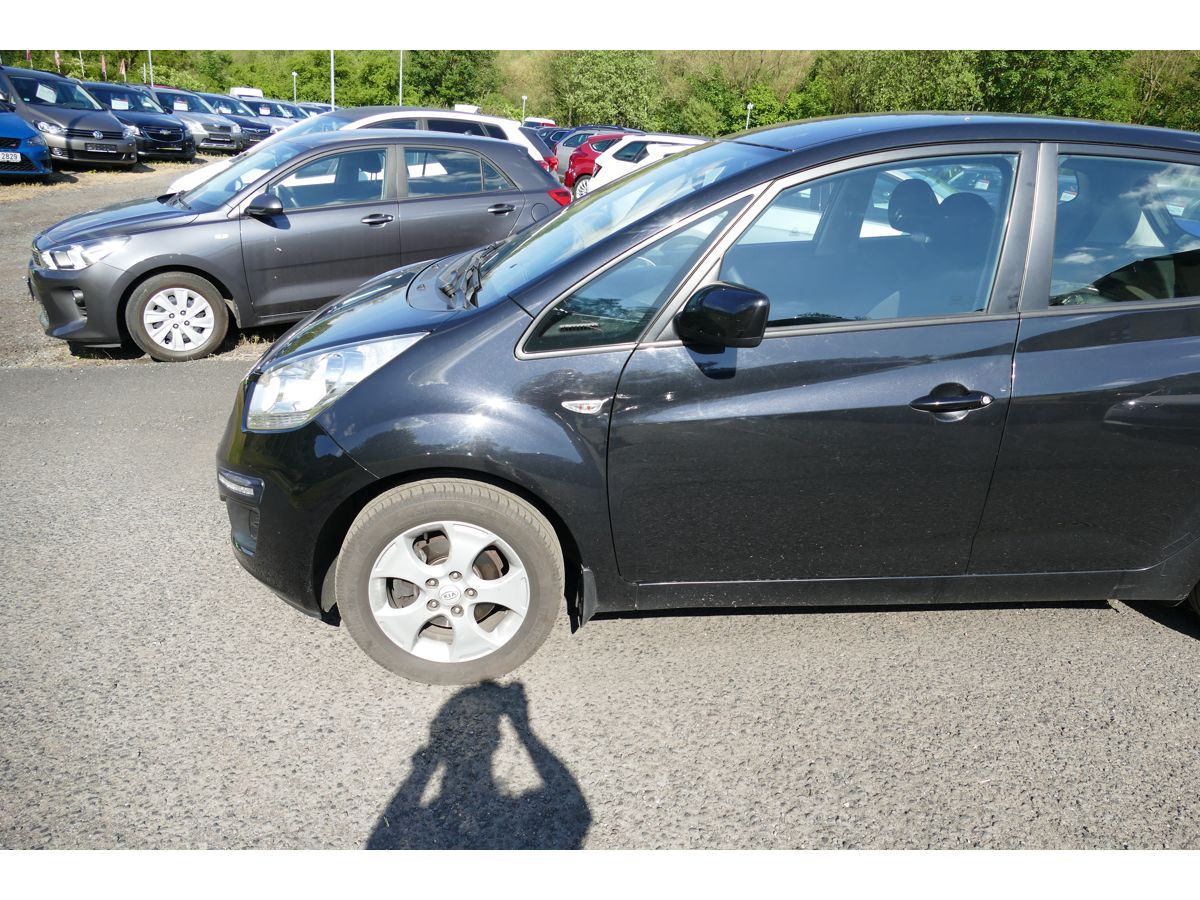 Kia Venga, 1,4 66KW KLIMA - fotka 5