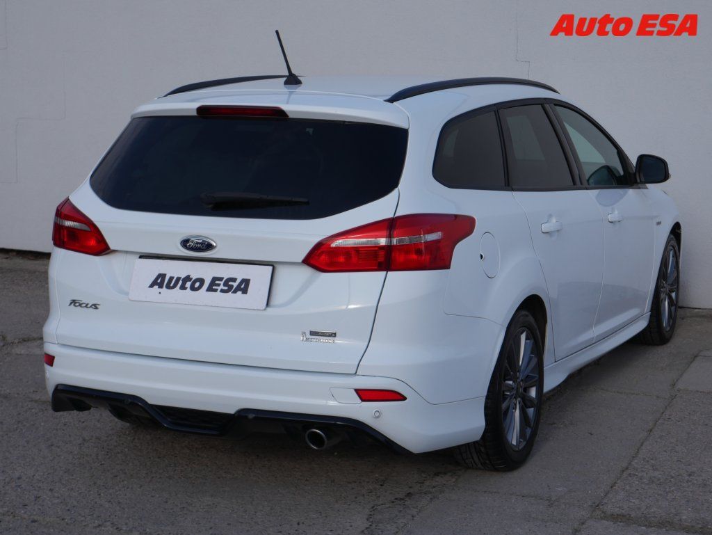Ford Focus, 1.5 EB,ČR,Výhř.sed. - fotka 6