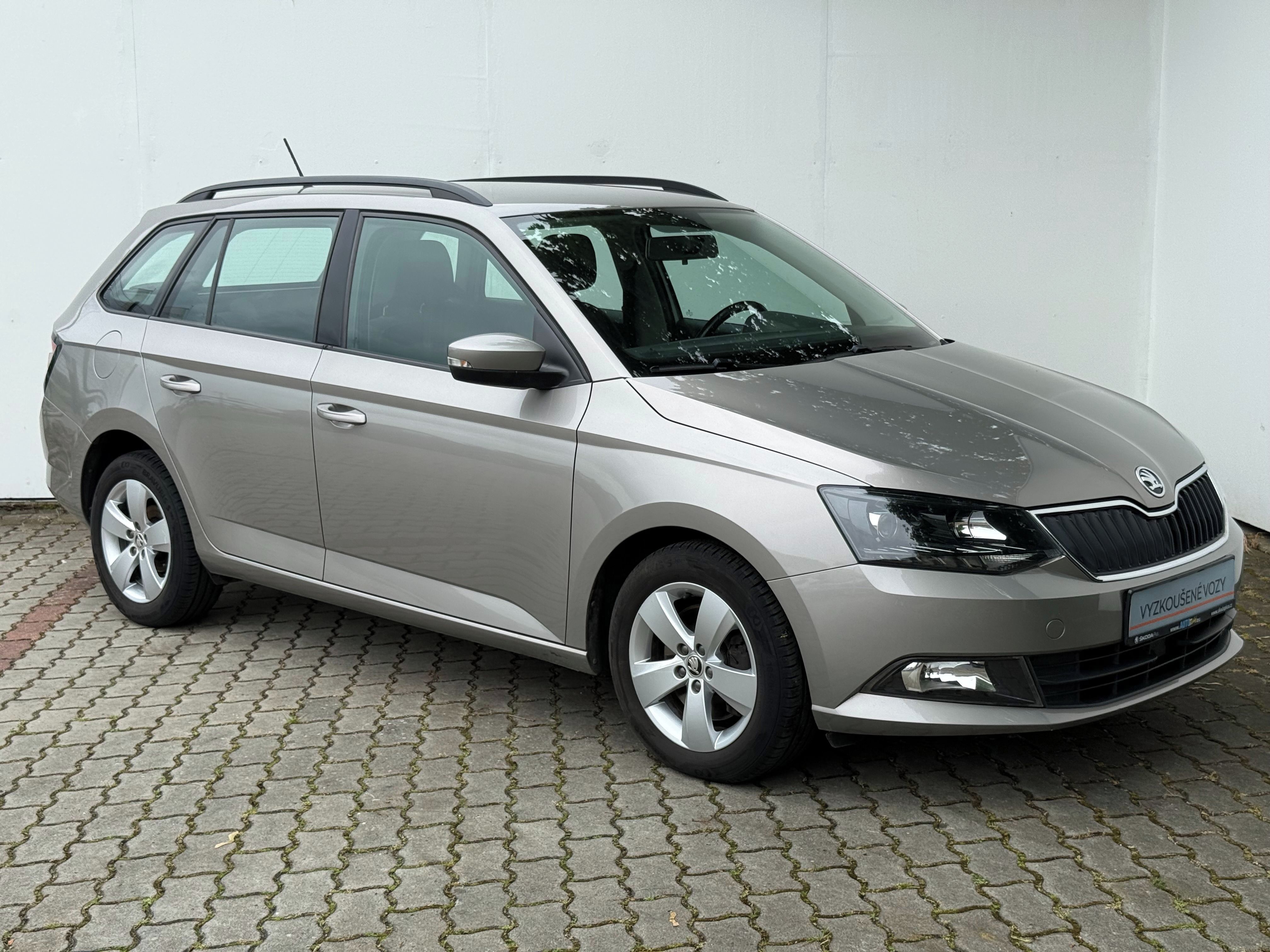 Škoda Fabia, 1.0 TSI / 81kW Ambition Combi - fotka 3