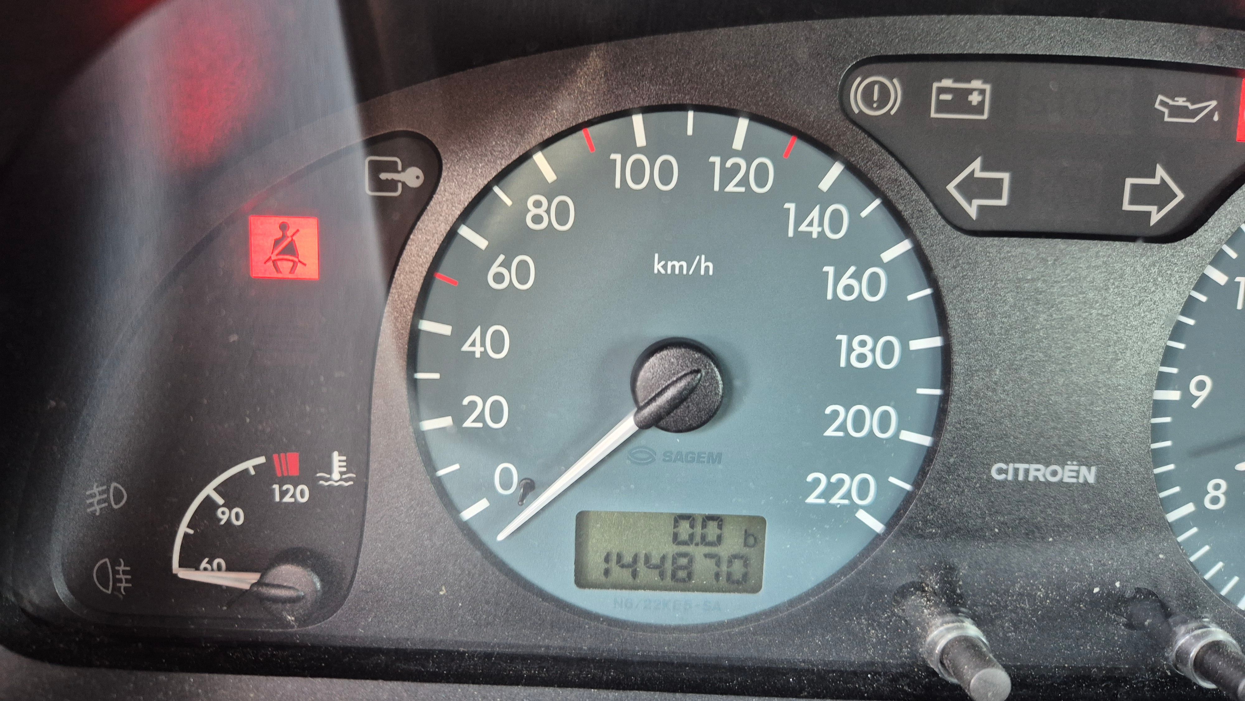 Citroën Xsara, 1.4i, servisováno,STK do 05/28 - fotka 5