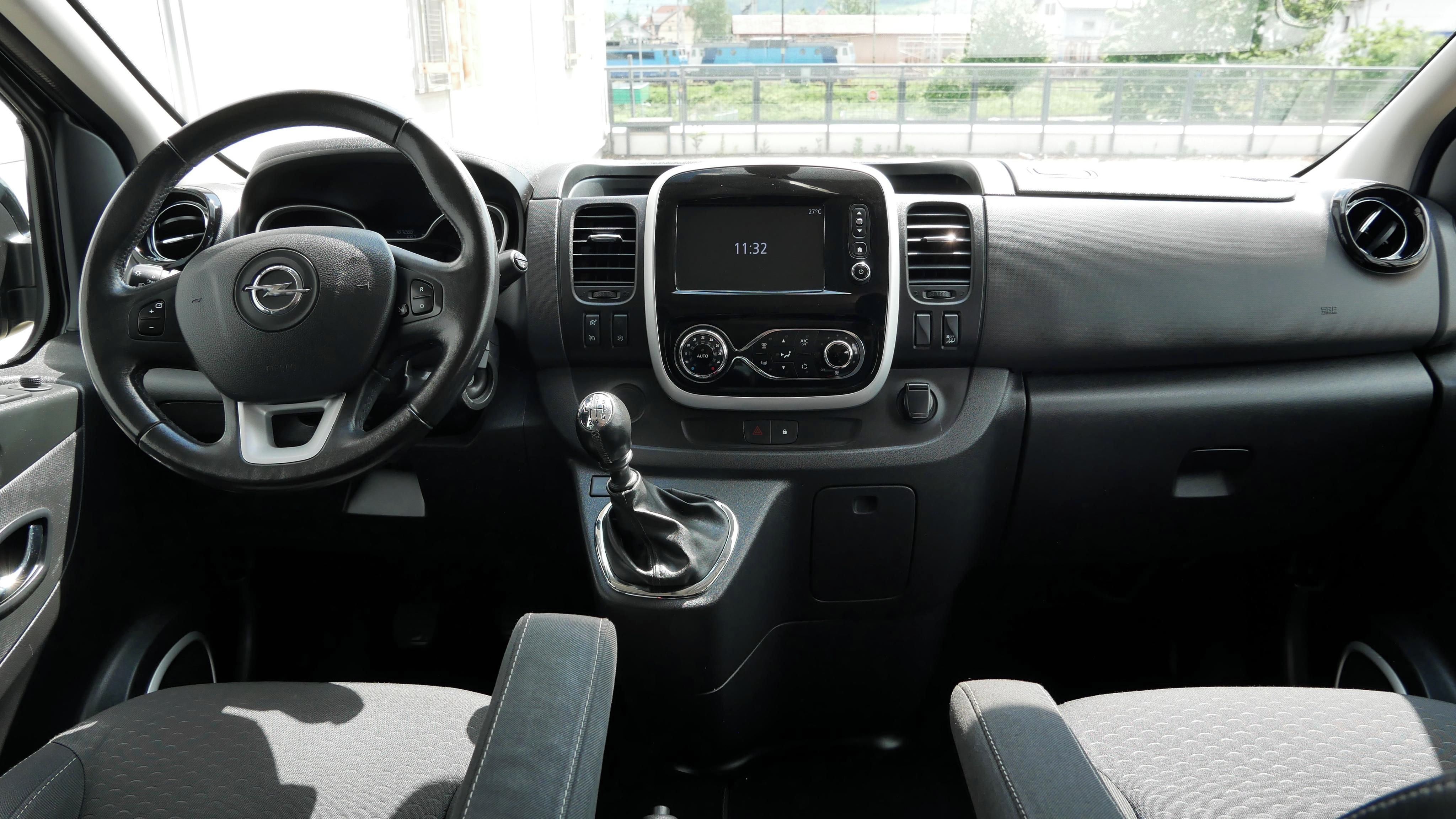 Opel Vivaro, 1.6 LIFE,LONG,SPANÍ,7M,2019 - fotka 6