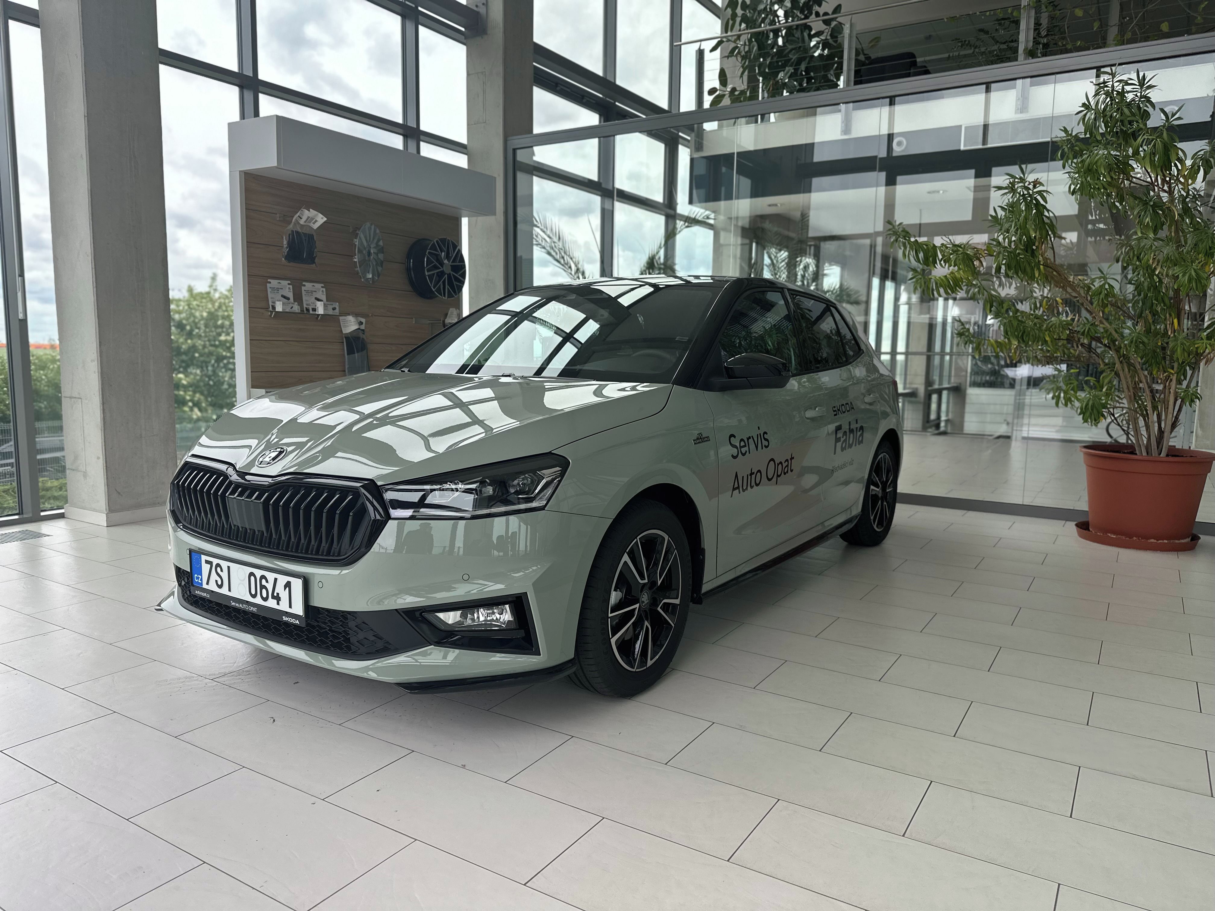 Škoda Fabia, Monte Carlo 1,0 TSI 85 kW - fotka 3