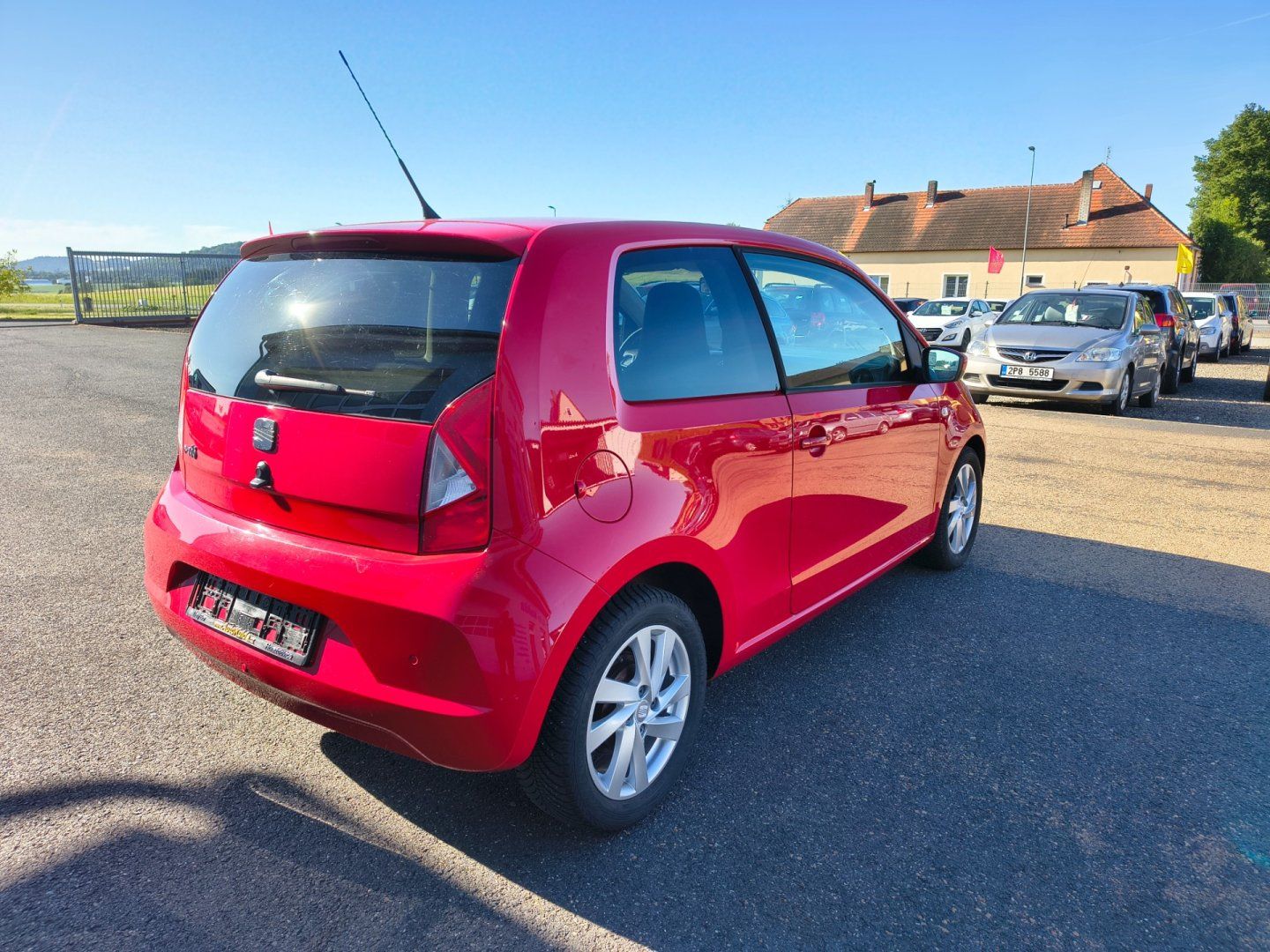 Seat Mii, 1,0l, 55kW, klima, serviska - fotka 5