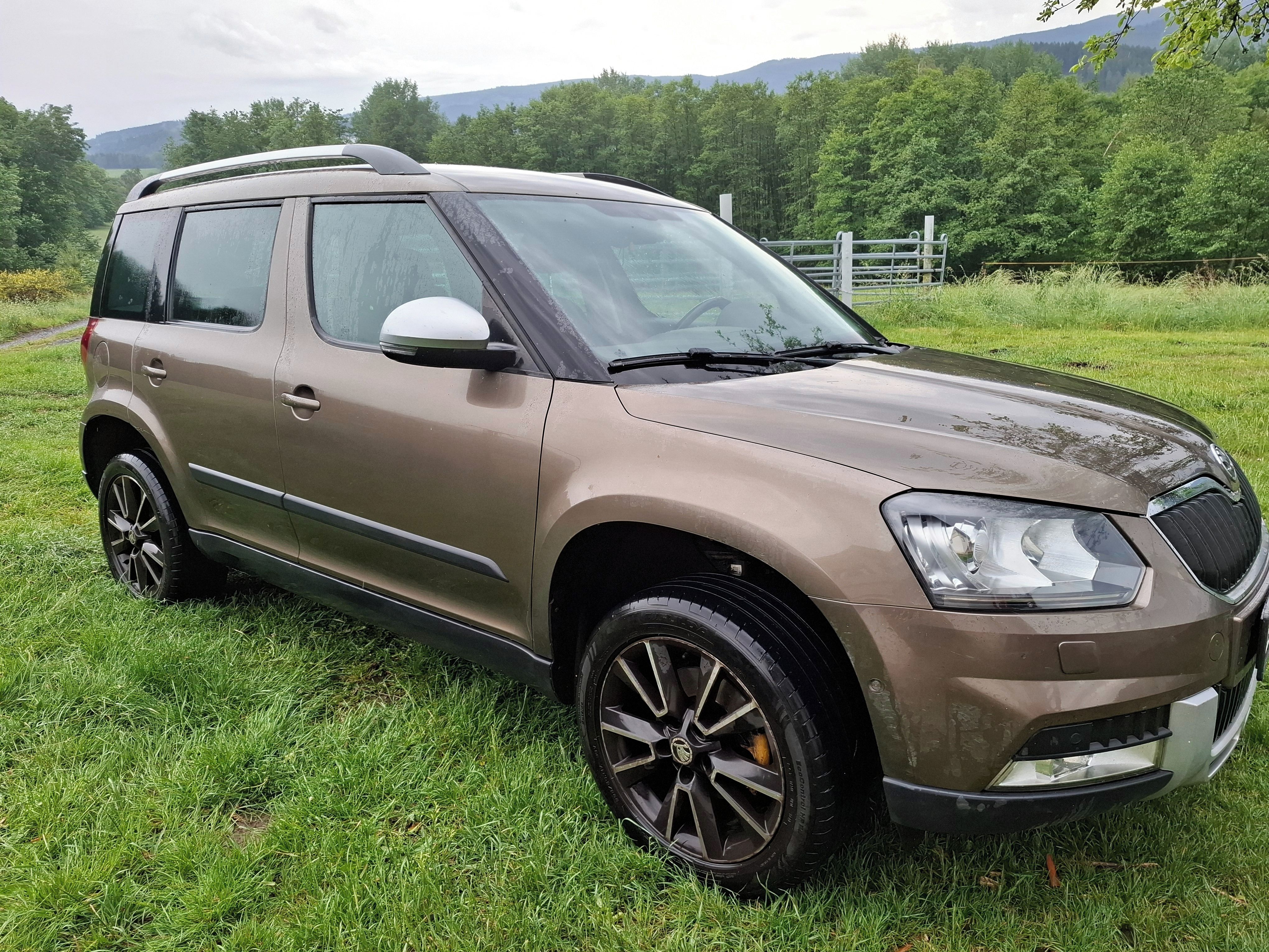 Škoda Yeti, 2.0 tdi, 103 kw, 4x4 DSG - fotka 2