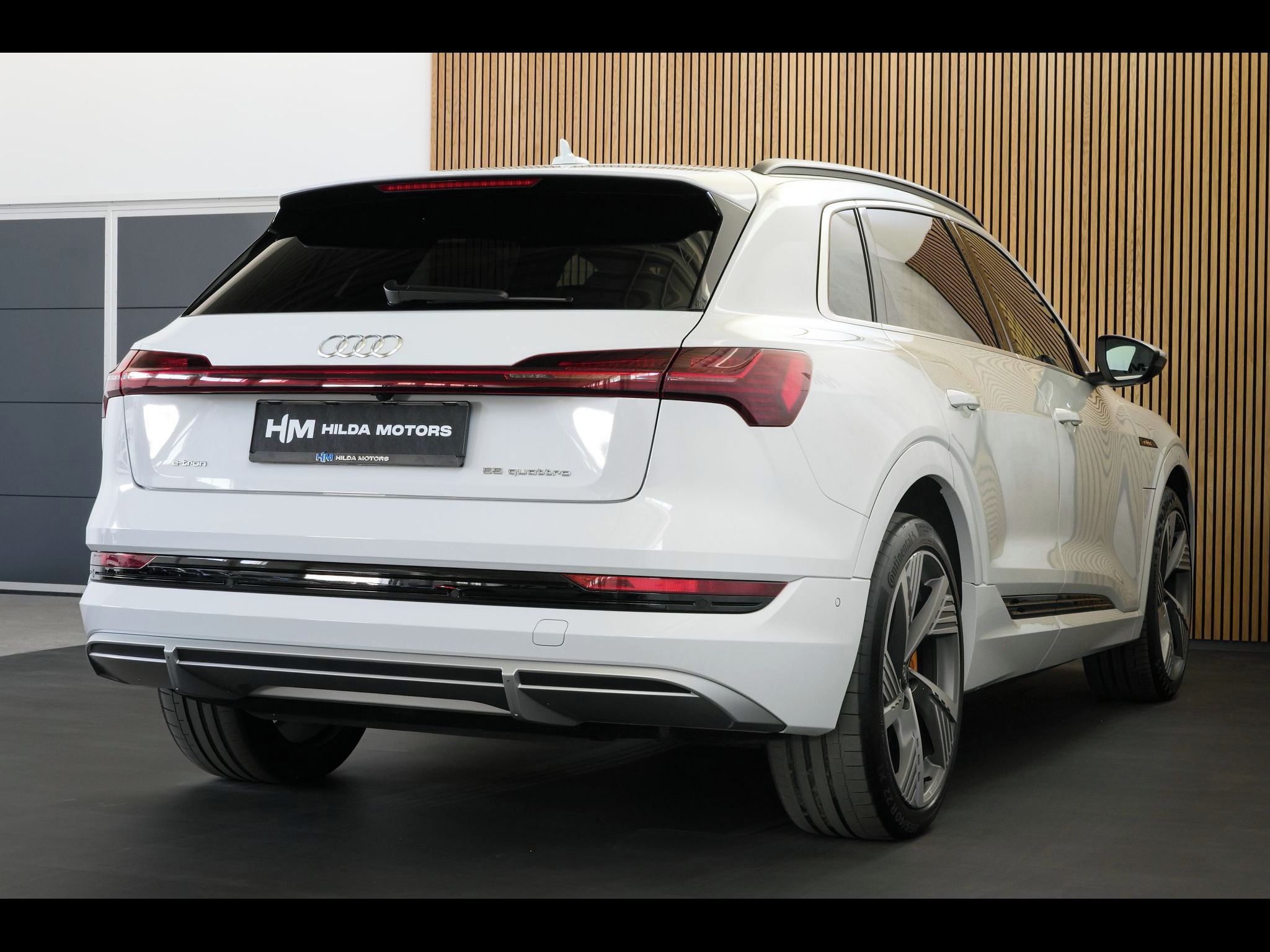 Audi e-tron, 55 300kW Sline B&O Pano ZÁRUKA - fotka 5