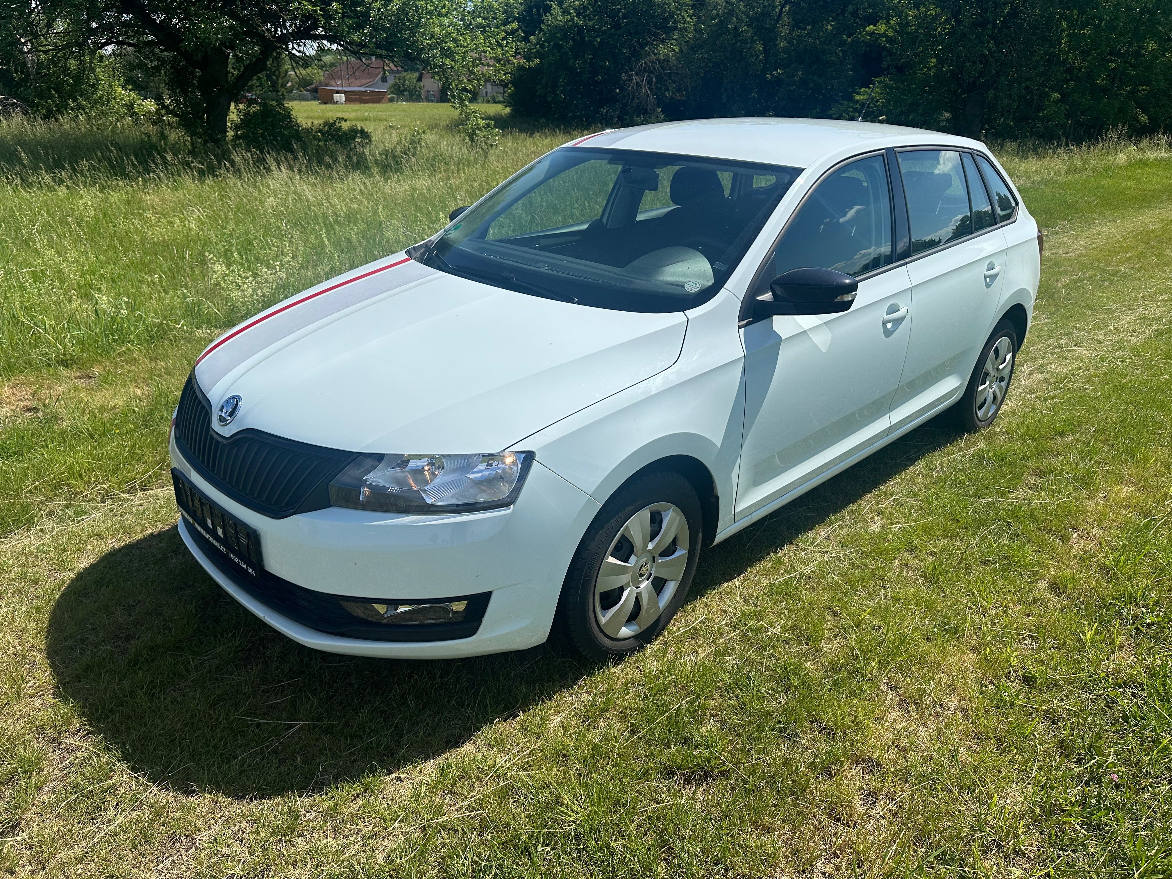 Škoda Rapid, 1.0-70kw- - fotka 3