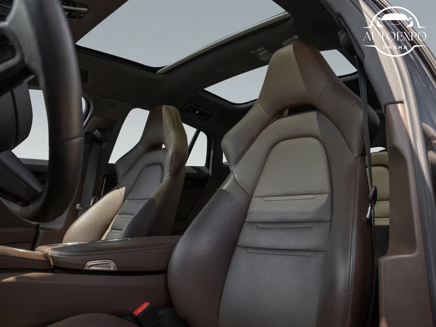 Porsche Panamera, 4 E-Hybrid Platinum Edition - fotka 5
