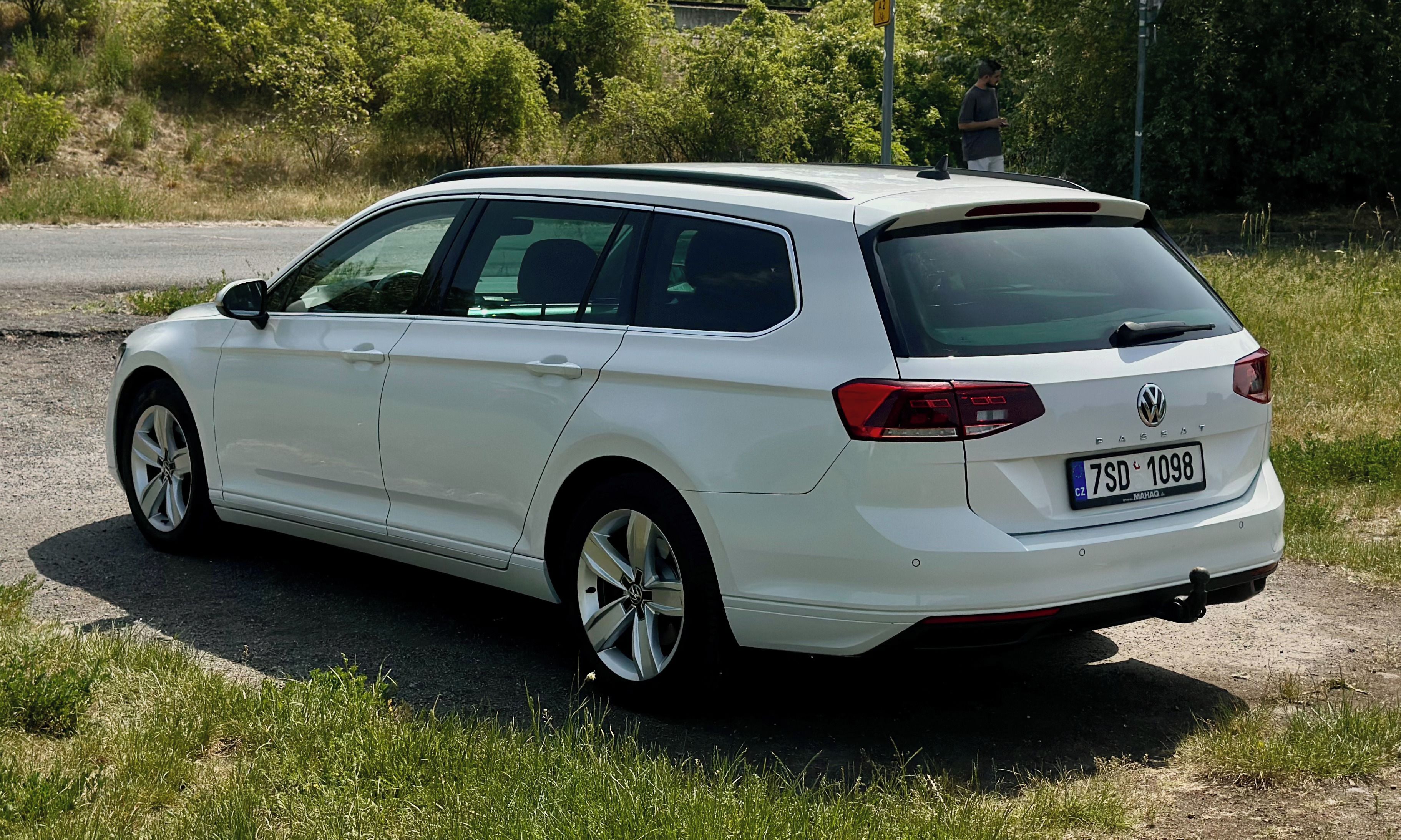 Volkswagen Passat Variant, Elegance 2.0 TDi DSG Kůže - fotka 5