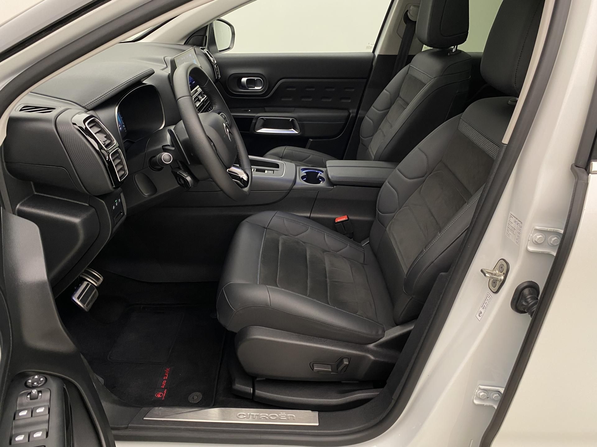 Citroën C5 Aircross, 1.6 HYBRID AUT CZ - fotka 3