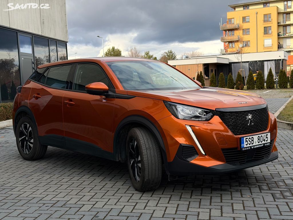 Peugeot 2008, 1.2 74 kW - fotka 5