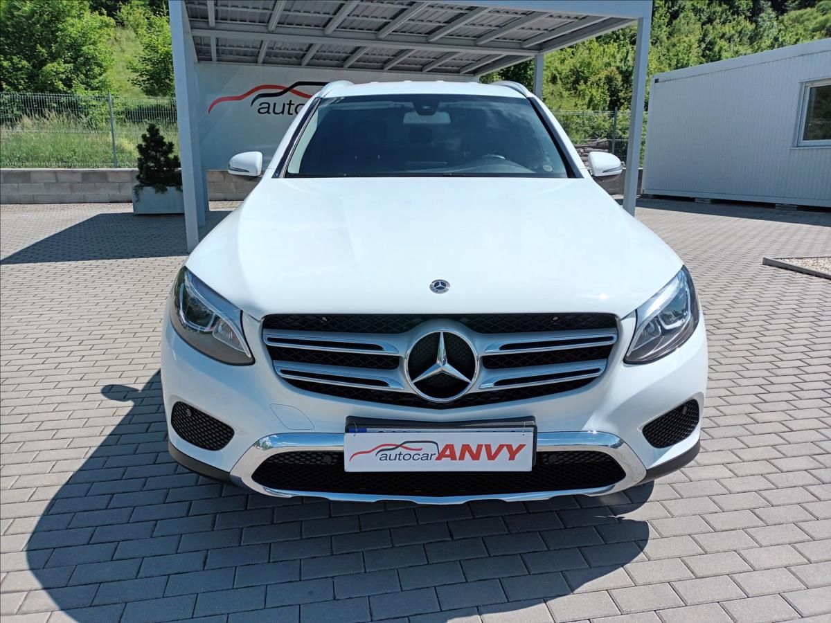 Mercedes-Benz GLC, 2,1 220D,ČR,1MAJ,KŮŽE,TZ,NAVI, - fotka 2