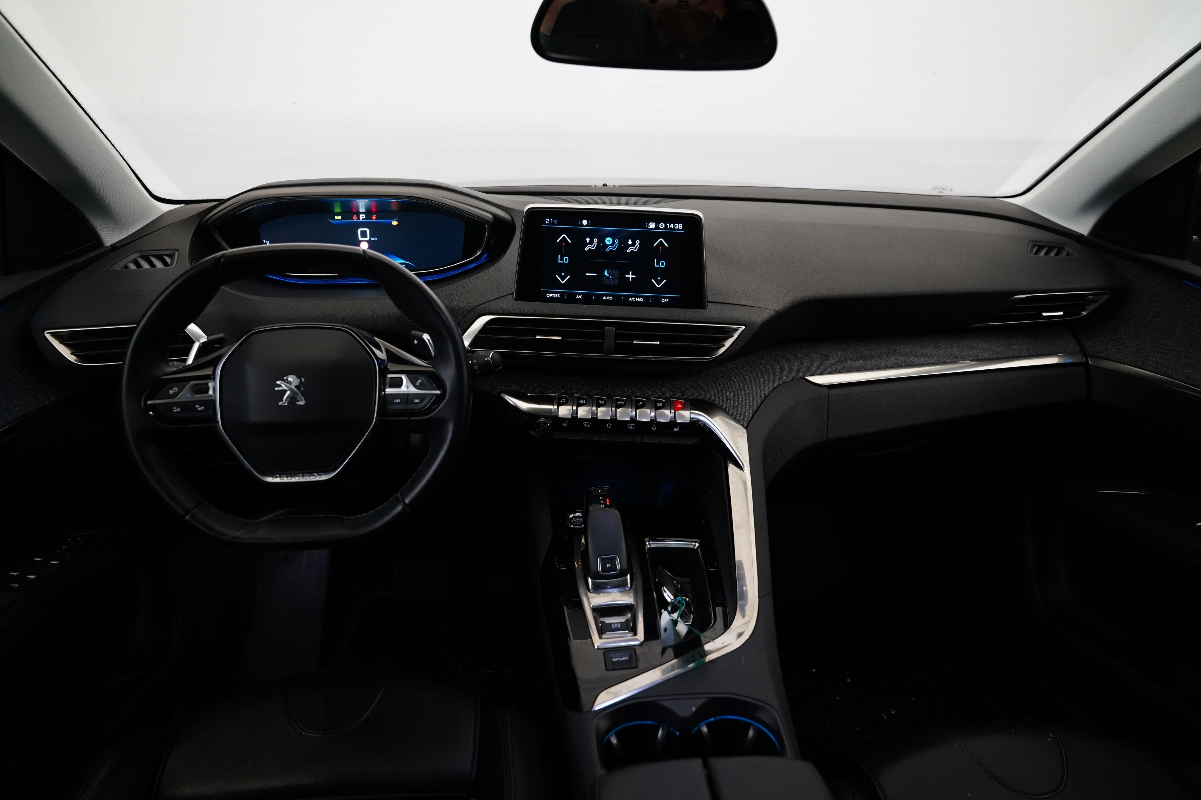 Peugeot 3008, 1.2 PureTech 96 kW Allure - fotka 6