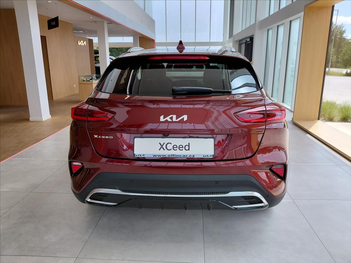 Kia XCee´d, 1,6   T-GDI 7DCT EXCLUSIVE - fotka 5