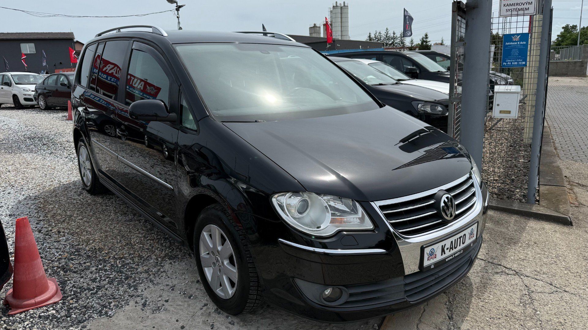 Volkswagen Touran, 1.4TSi 103kW *DSG*Tažné*ALU* - fotka 3