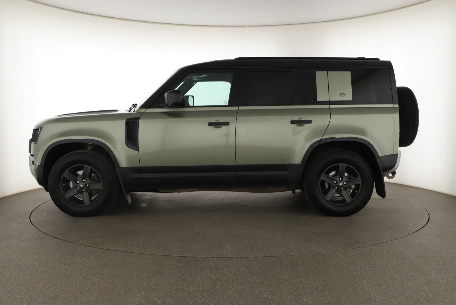 Land Rover Defender, D200 AWD - fotka 2