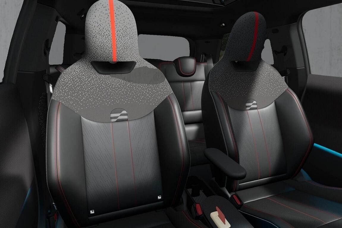 Mini Cooper, SE - fotka 4