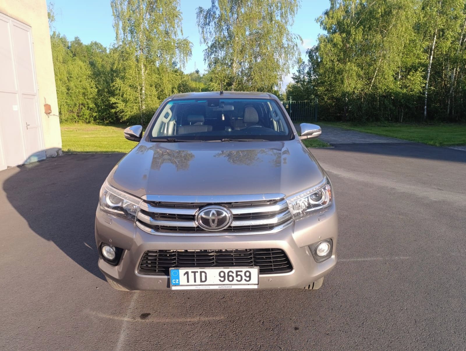 Toyota Hilux, TOYOTA Hilux Exekutive 2,4 D4D