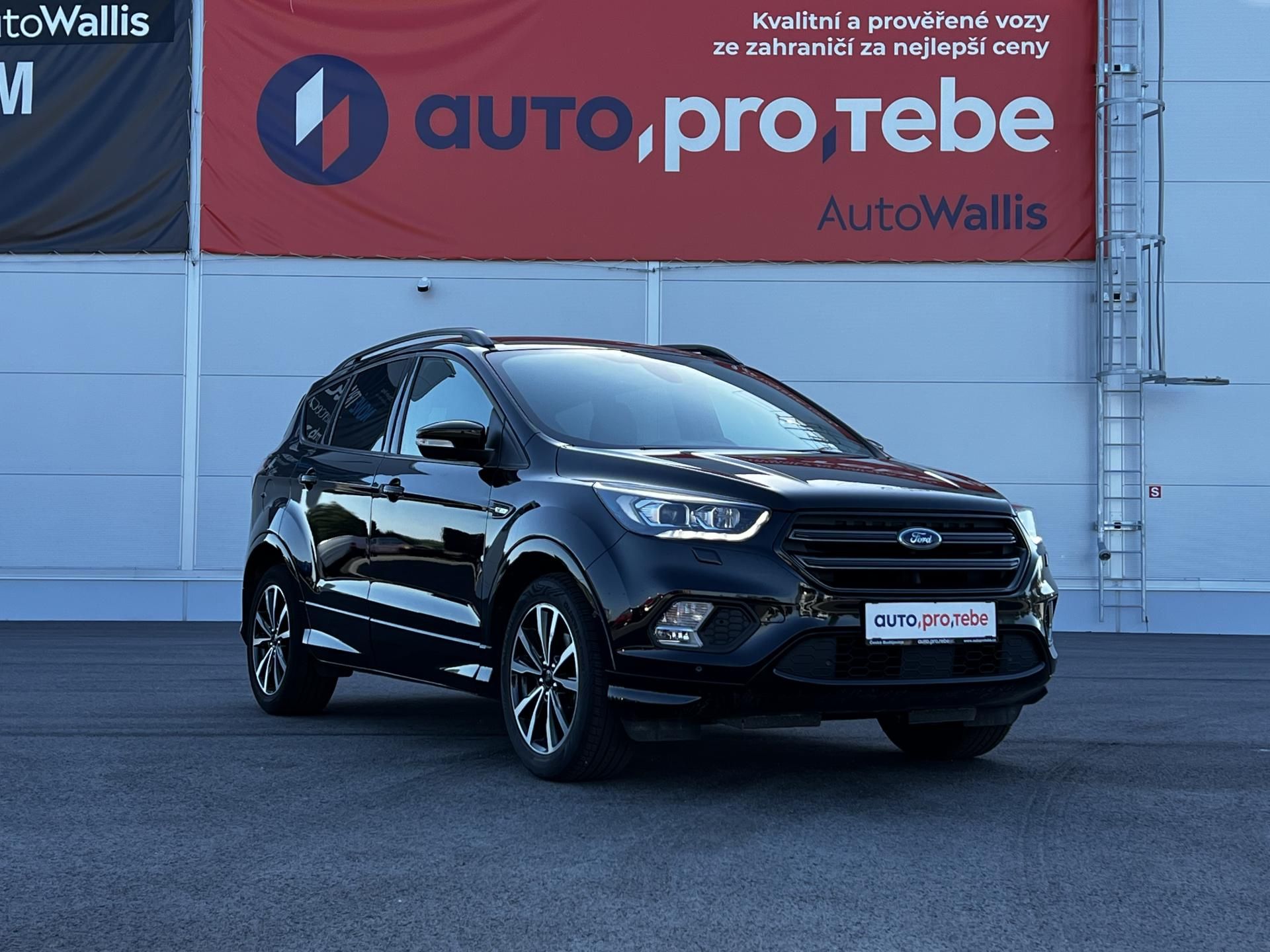 Ford Kuga, 1.5 EcoBoost ST Line TZ - fotka 2