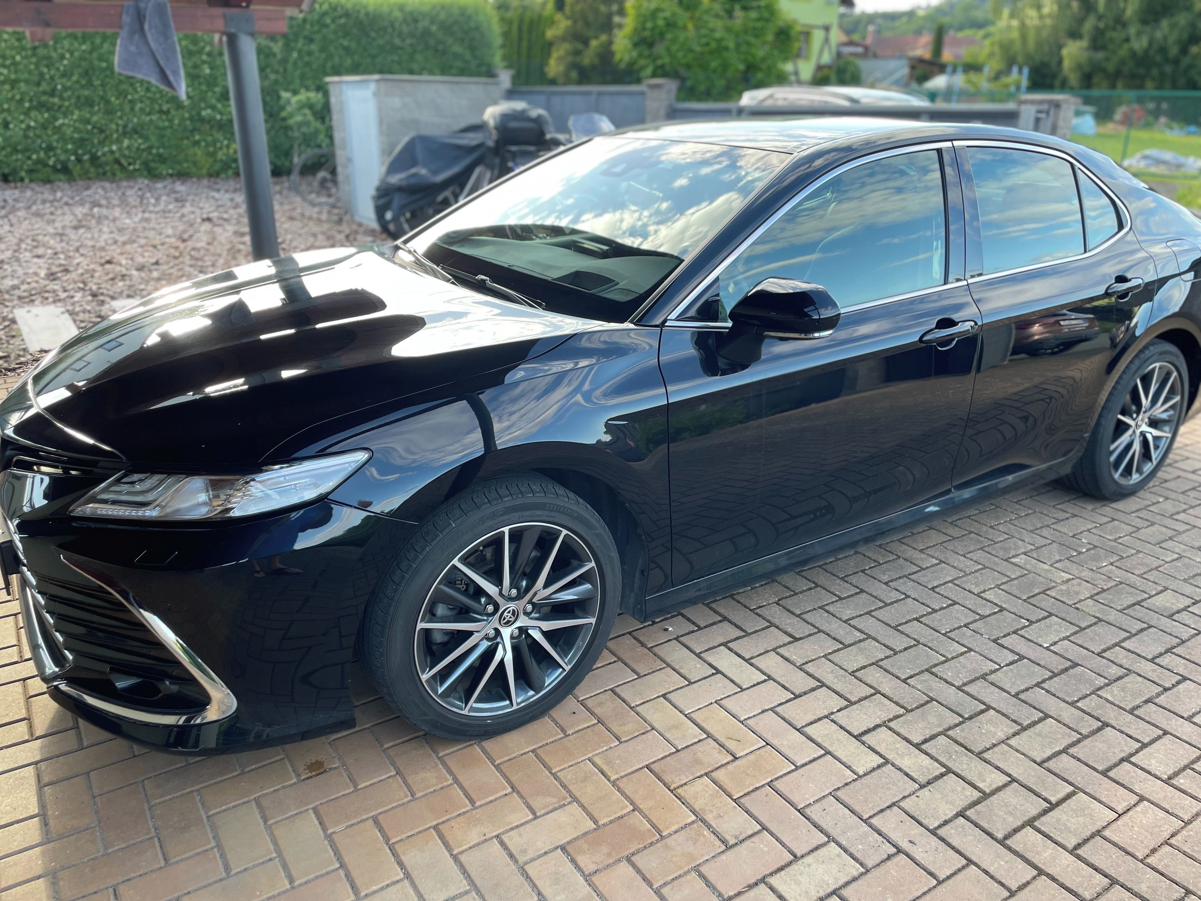 Toyota Camry, Executive VIP, 2.5 Hybrid - fotka 2