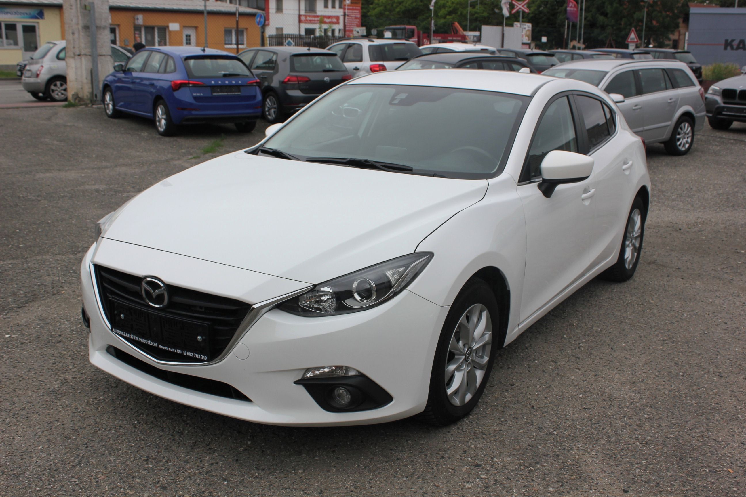Mazda 3, 1.5 Skyactiv-G, 68 000 km - fotka 3