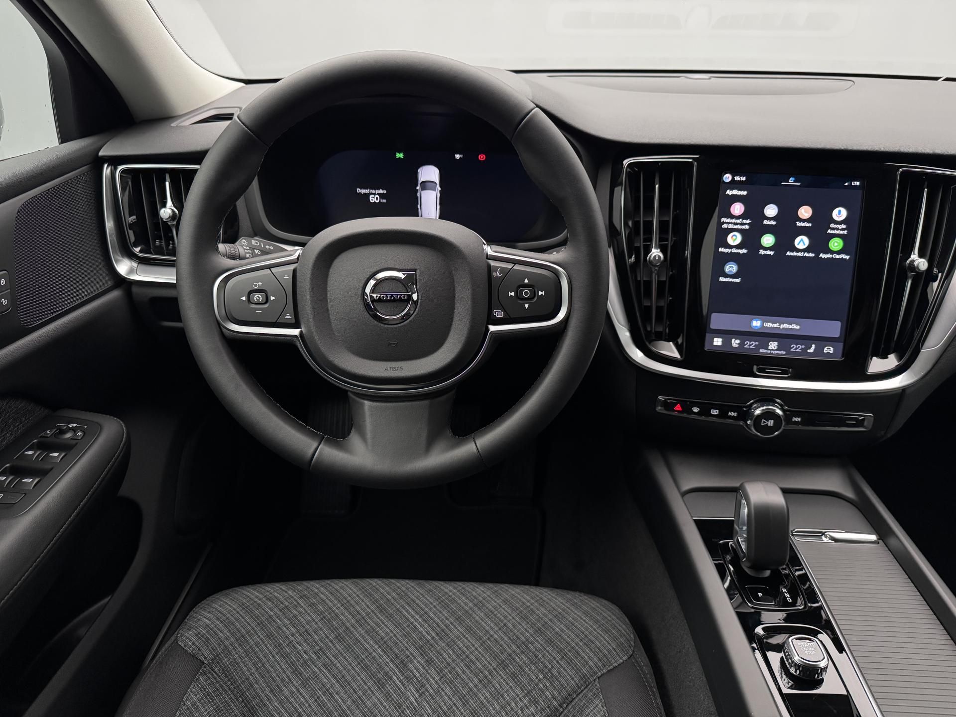 Volvo V60, B4 AUT CORE - fotka 4