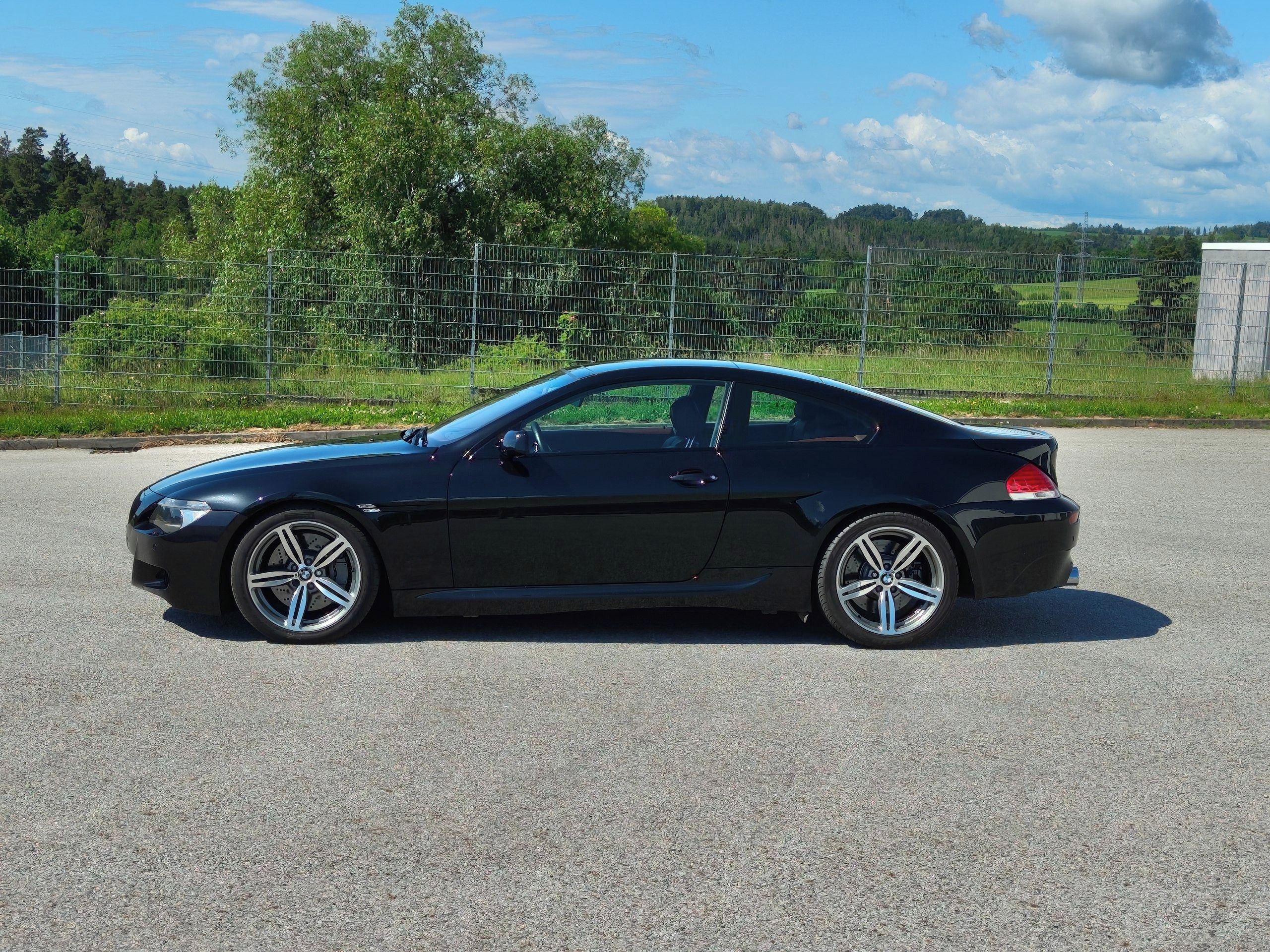 BMW Řada 6, 645Ci zachovalé