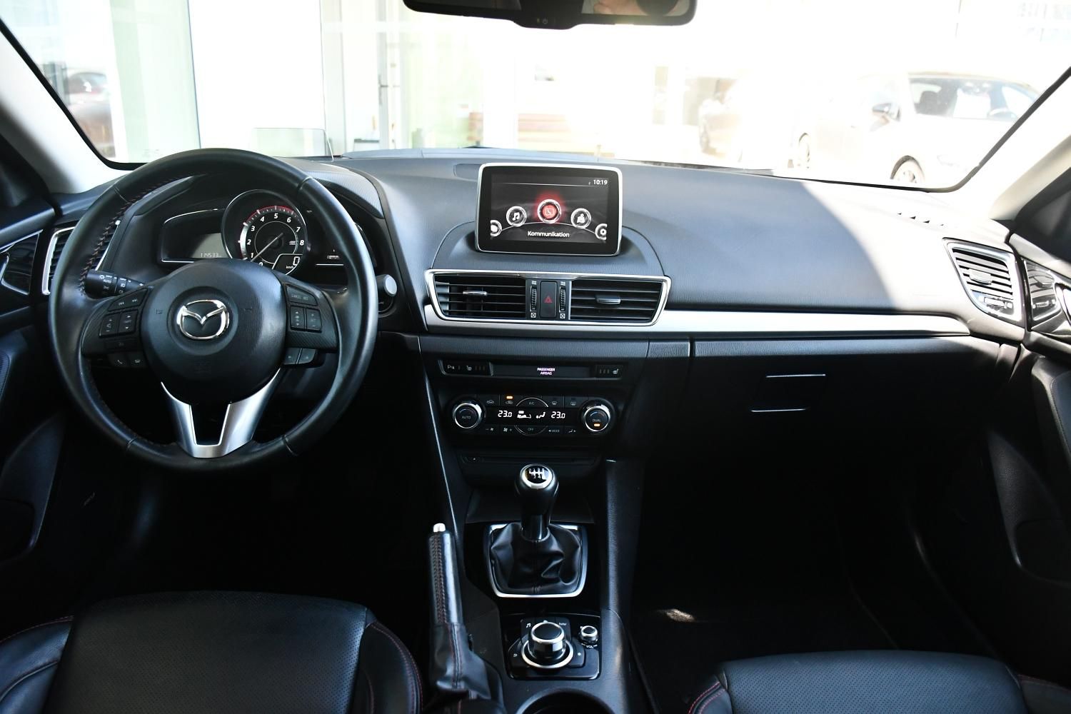 Mazda 3, 2.0SKYACTIV-G165 HUD BOSE - fotka 5
