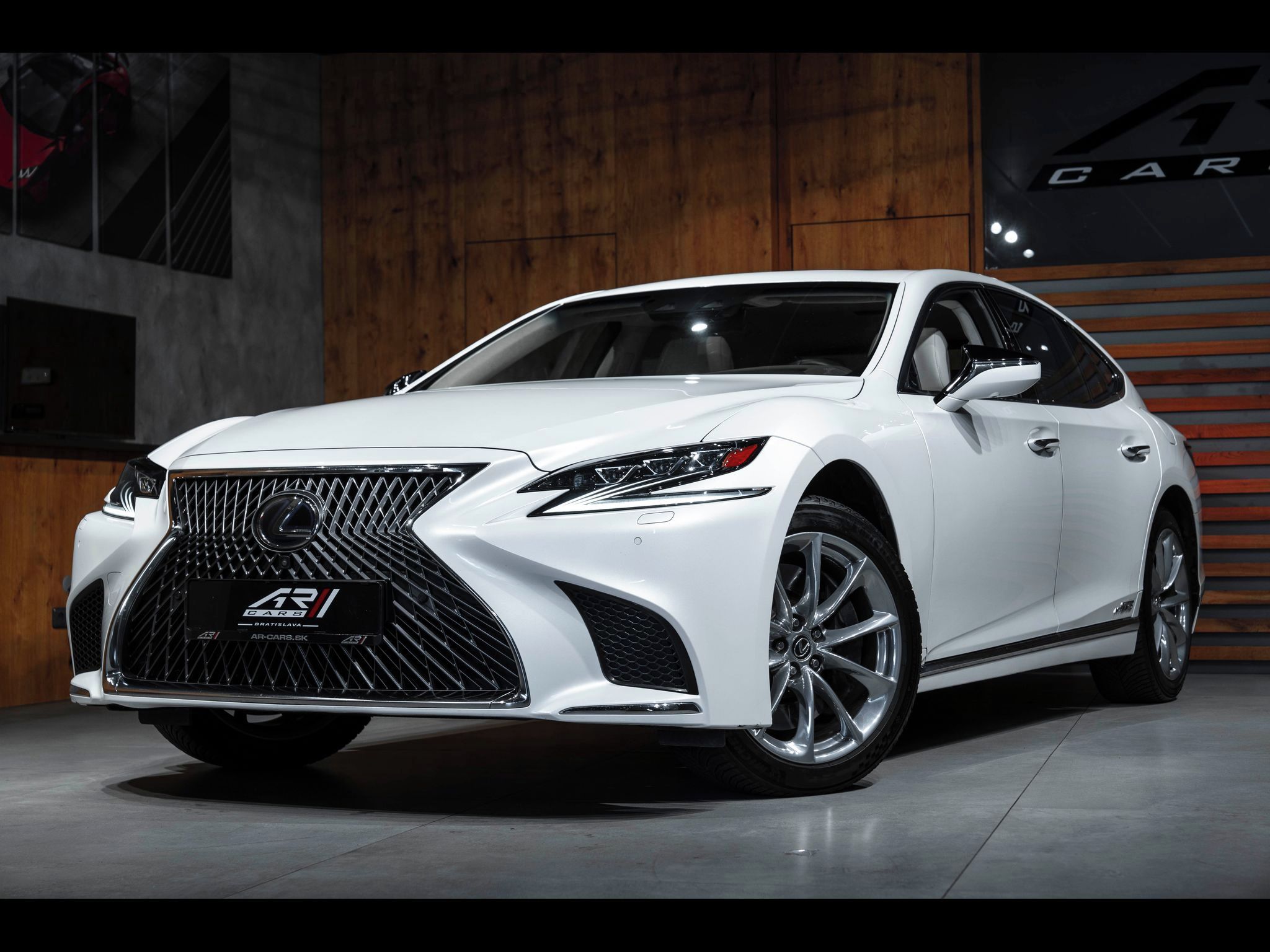 Lexus LS 500, H - fotka 3