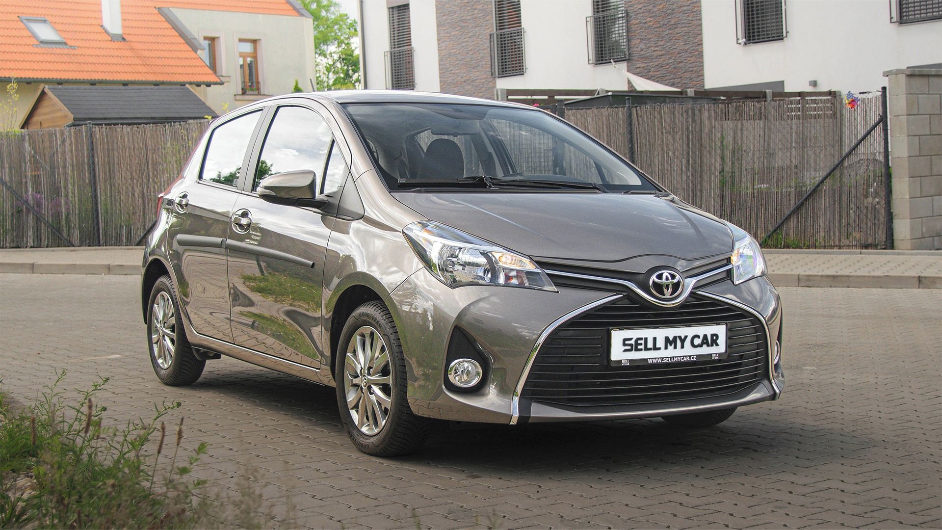 Toyota Yaris, 1,3/73kW ČR 1Maj Automat 40tkm - fotka 3