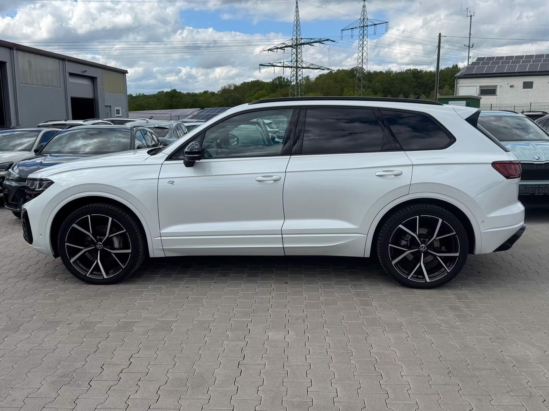 Volkswagen Touareg, TDI 210kW R-Line Pano HuD DYN - fotka 4