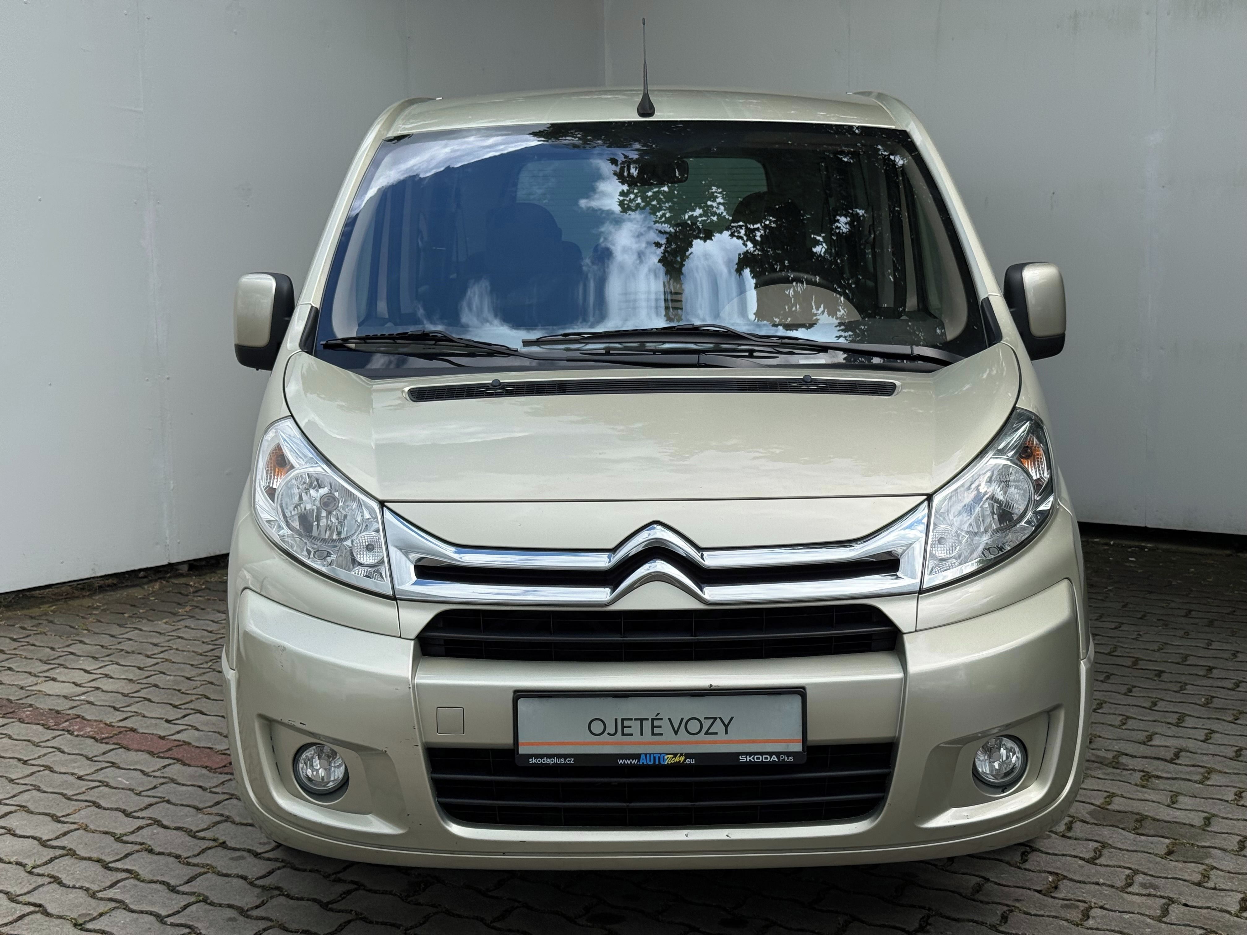 Citroën Jumpy, 2.0 HDI / 120 kW AT Exclusive - fotka 2
