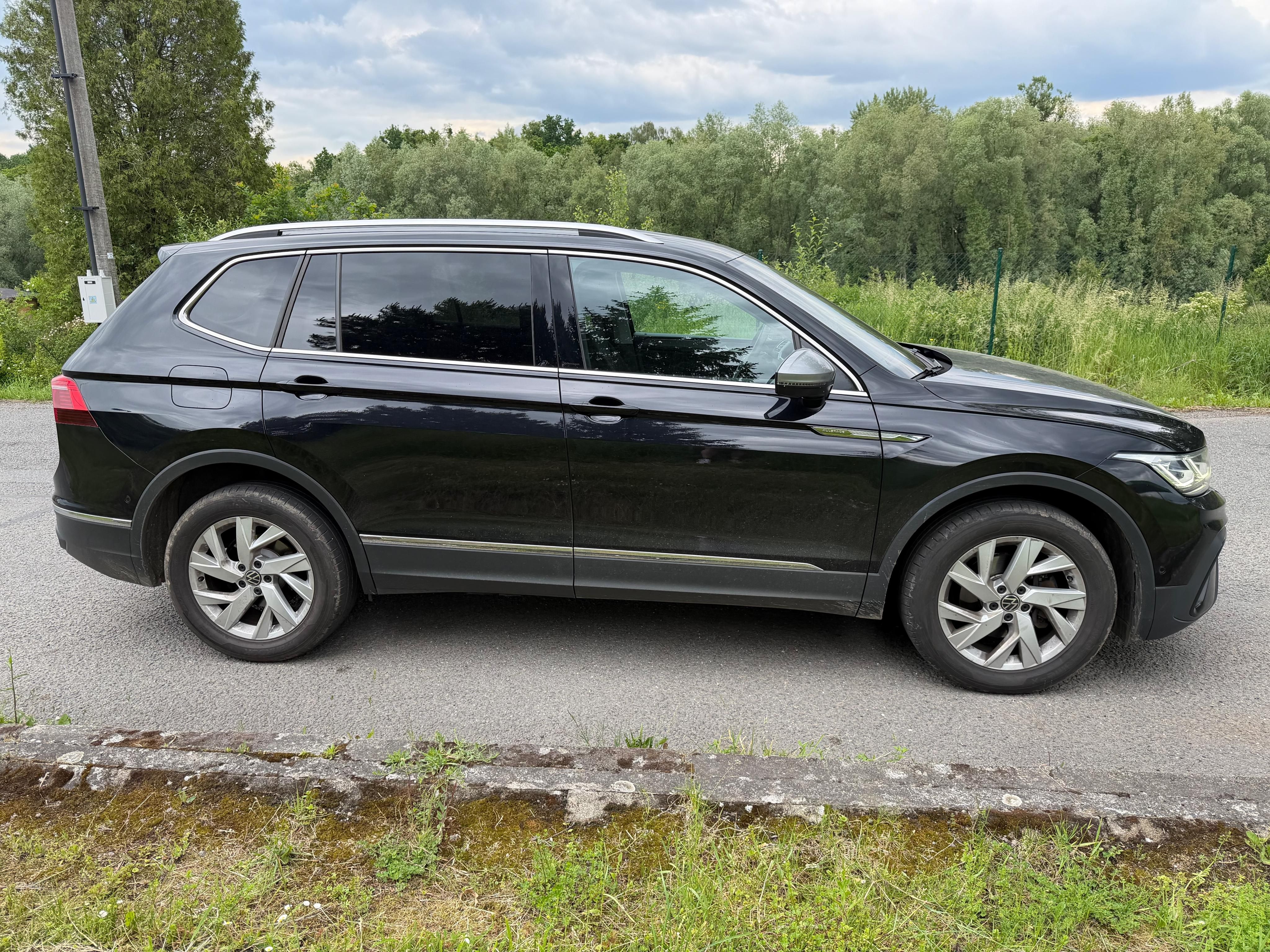 Volkswagen Tiguan Allspace, 2.0TDi-110kw,MATRIX,tažné,1.ma - fotka 5