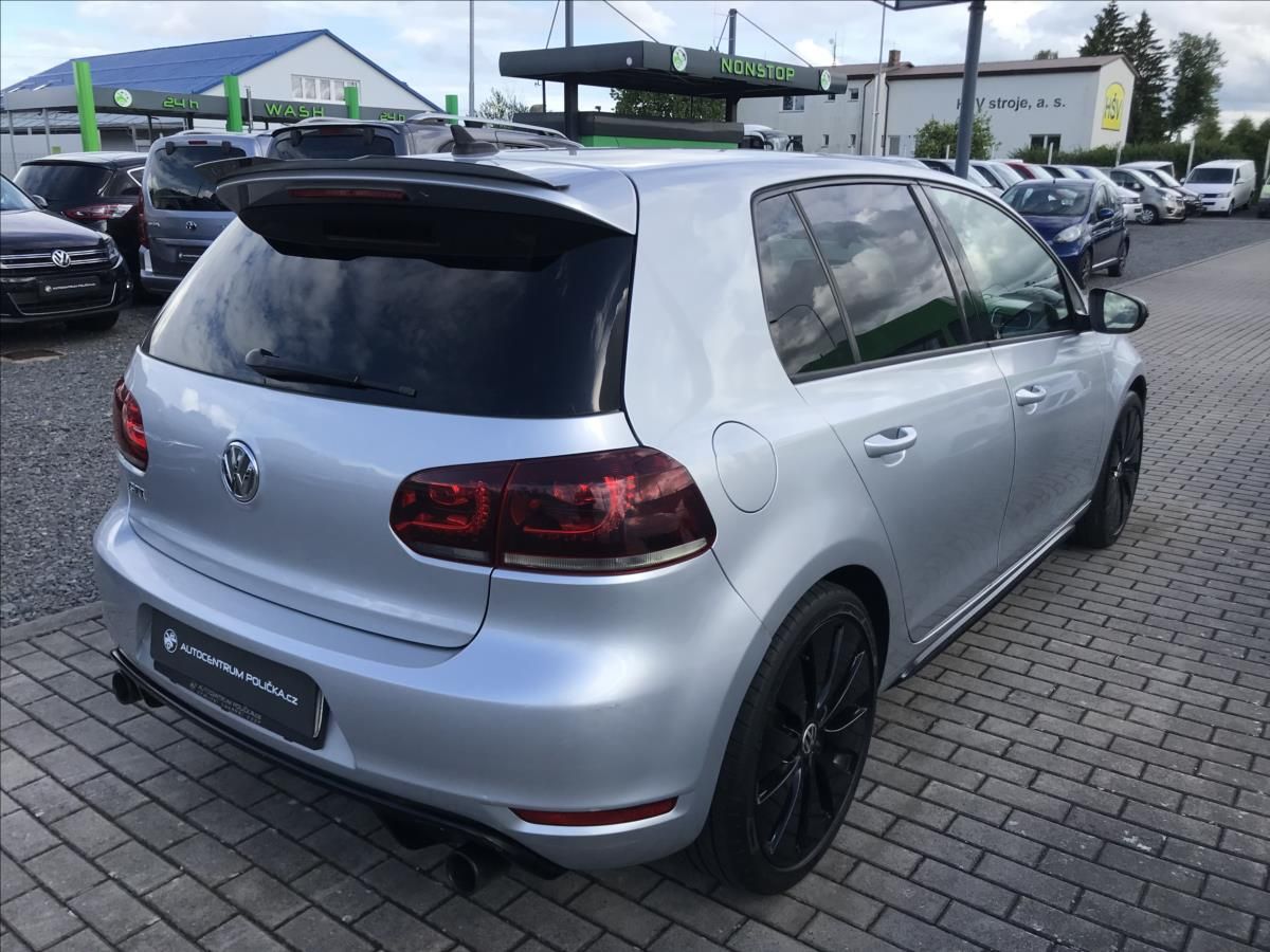 Volkswagen Golf, 1,2 GTI - fotka 5