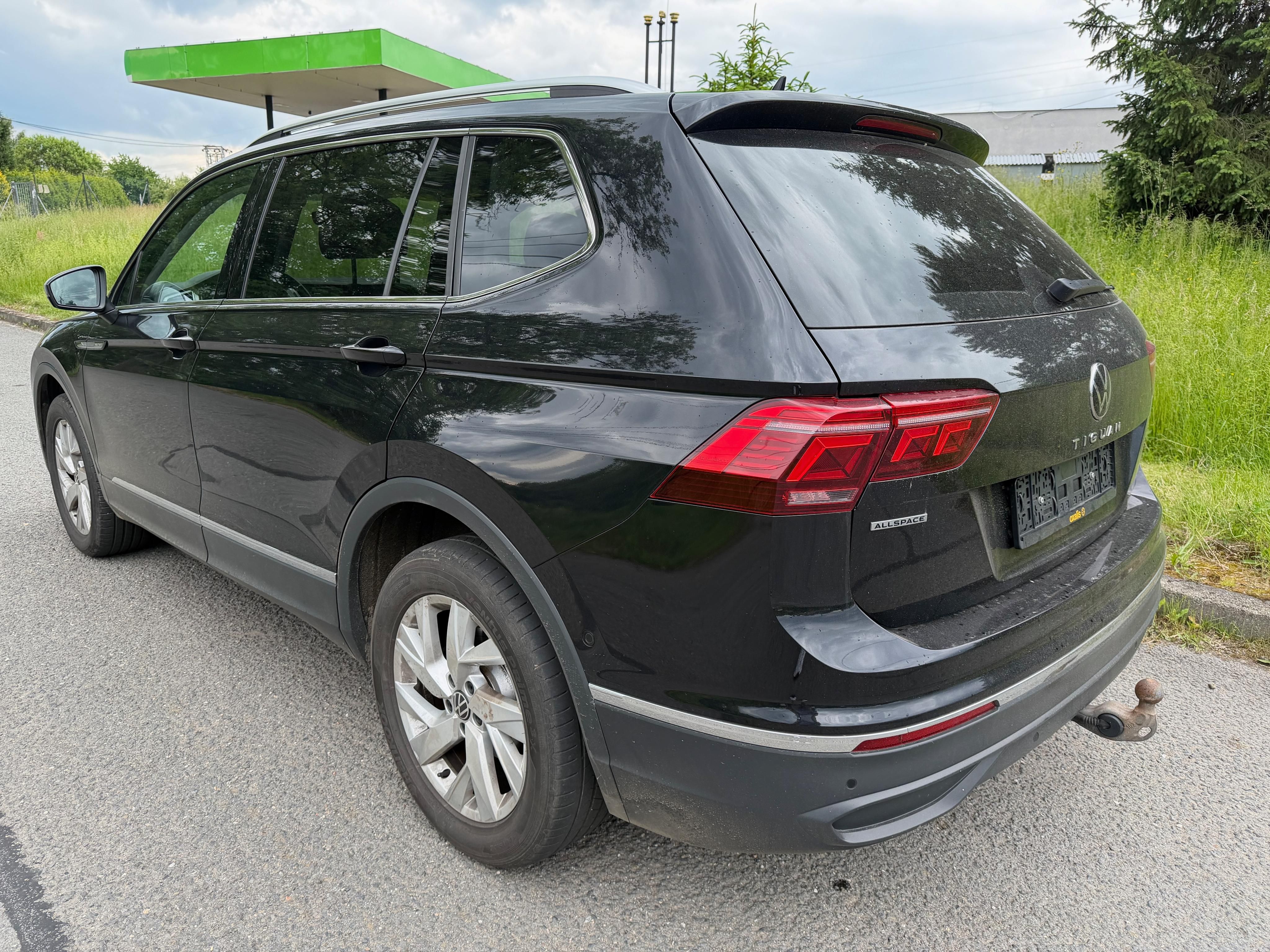 Volkswagen Tiguan Allspace, 2.0TDi-110kw,MATRIX,tažné,1.ma - fotka 3