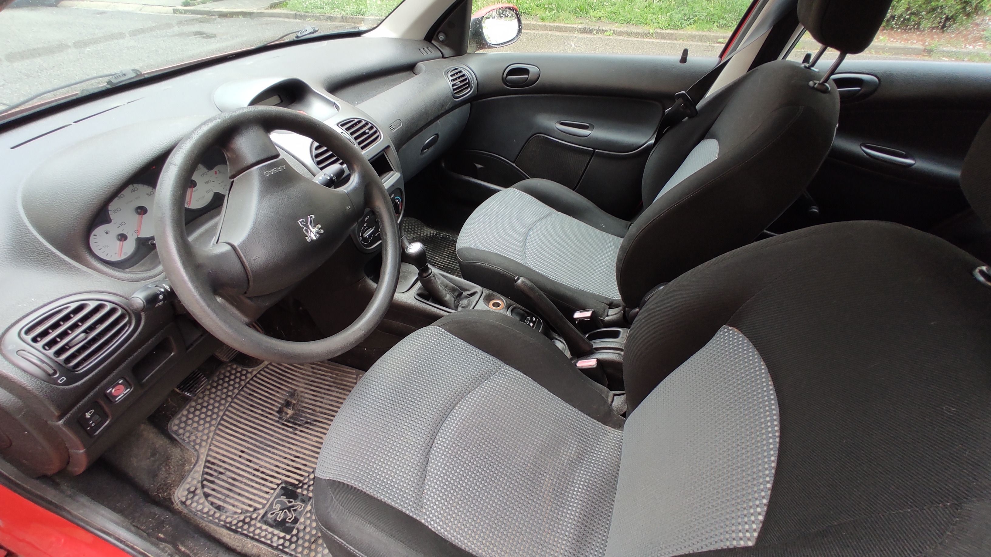 Peugeot 206, bez STK - pojízdný - fotka 6
