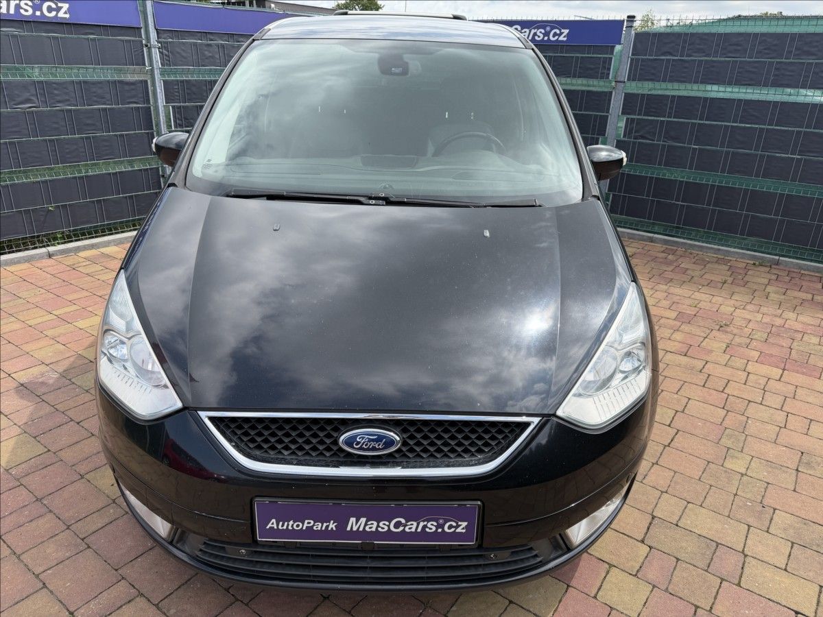 Ford Galaxy, 2.0 TDCi Ghia 7míst - fotka 2