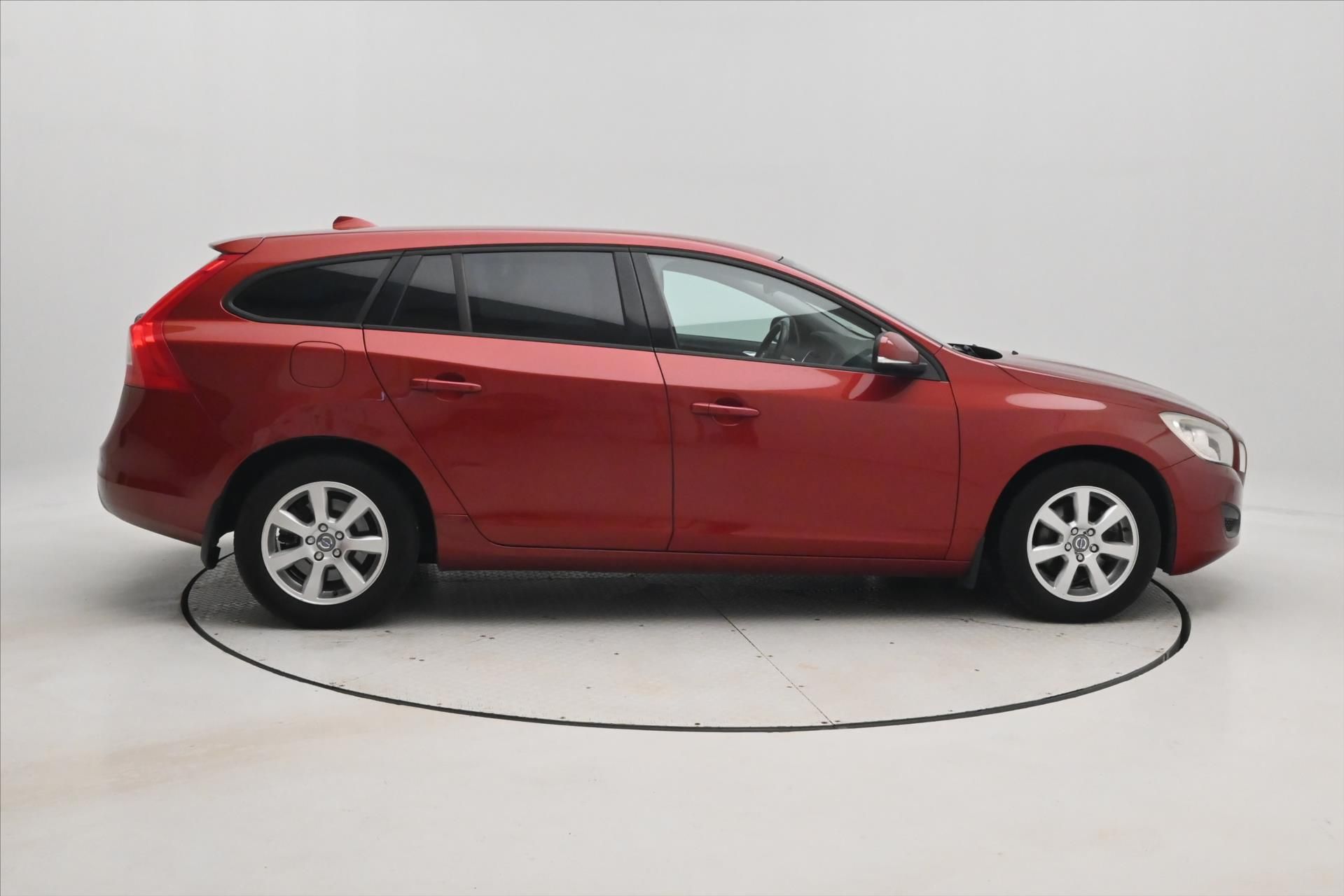 Volvo V60, 1,6 D2 84 kW Manuál - fotka 4