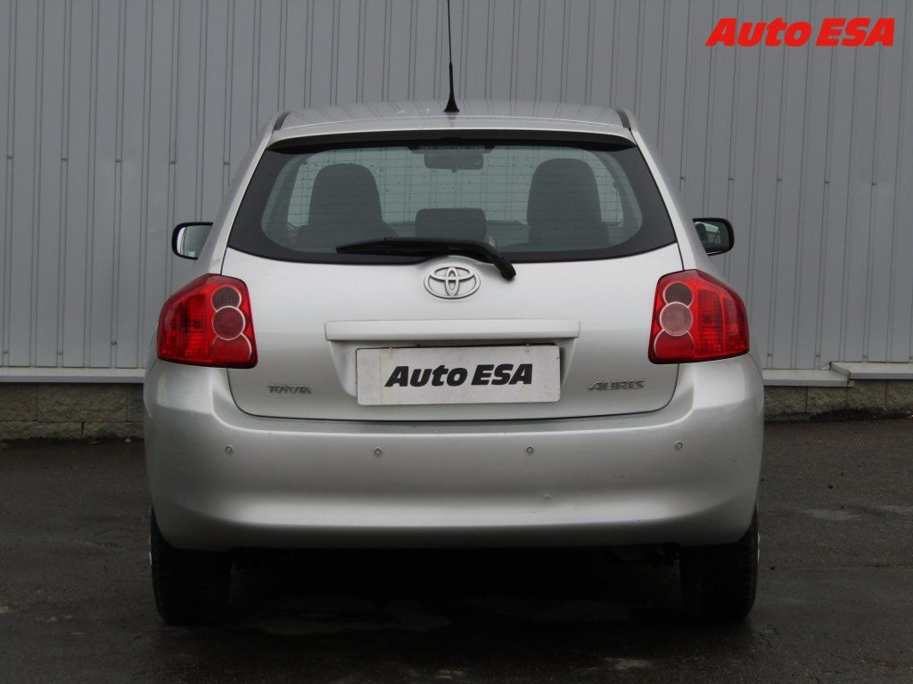 Toyota Auris, 1.3 VVT-i - fotka 5