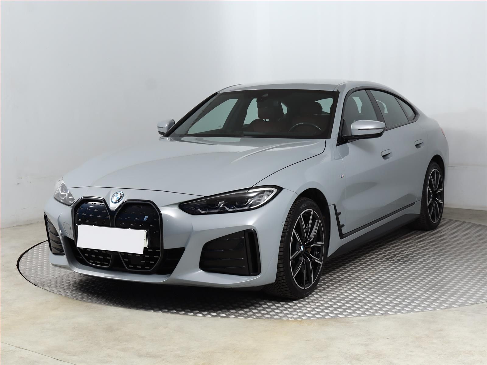 BMW i4, eDrive40 - fotka 2