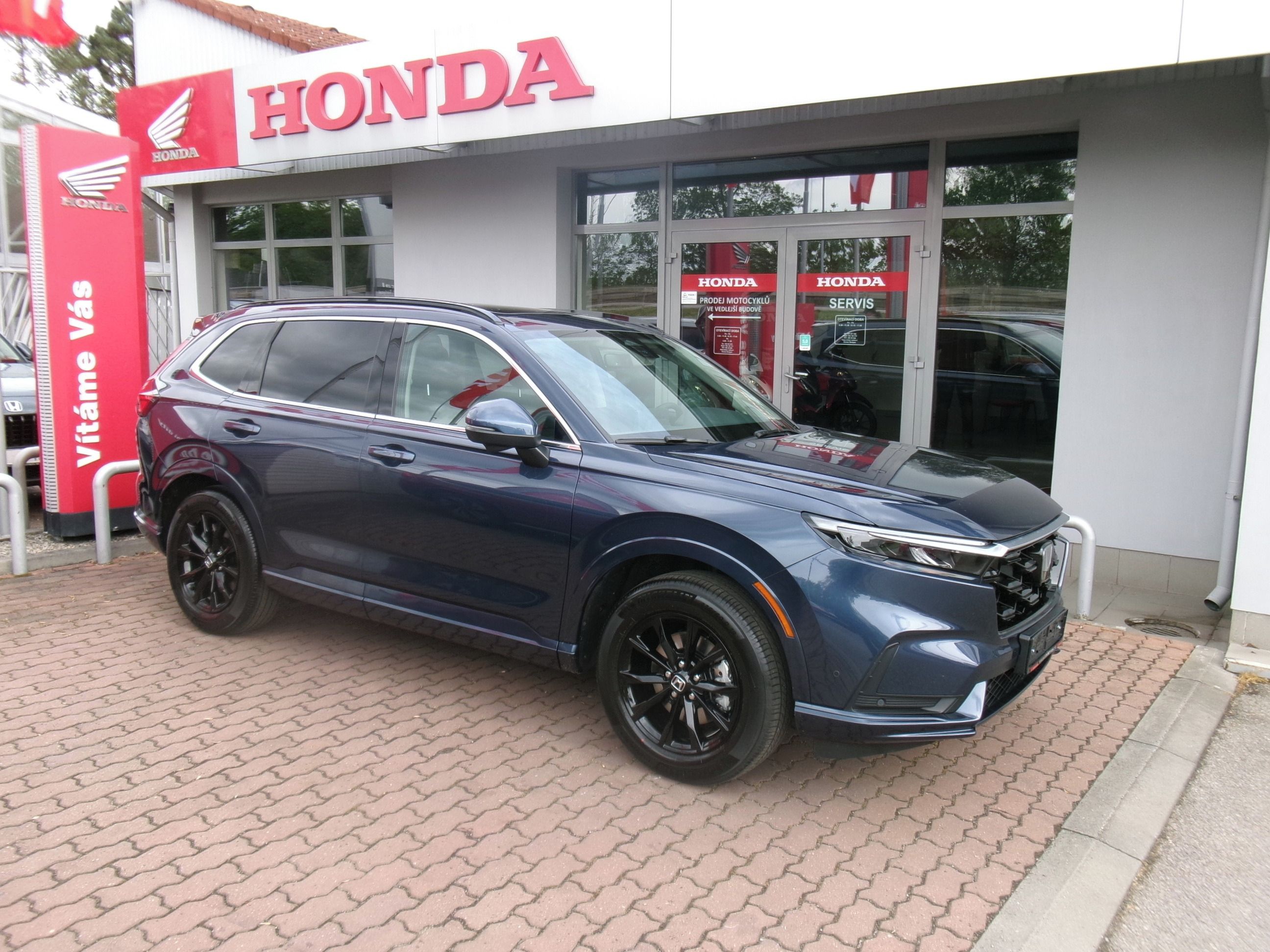 Honda CR-V, 2.0 Plug-in ELEGANCE TECH 26 - fotka 2