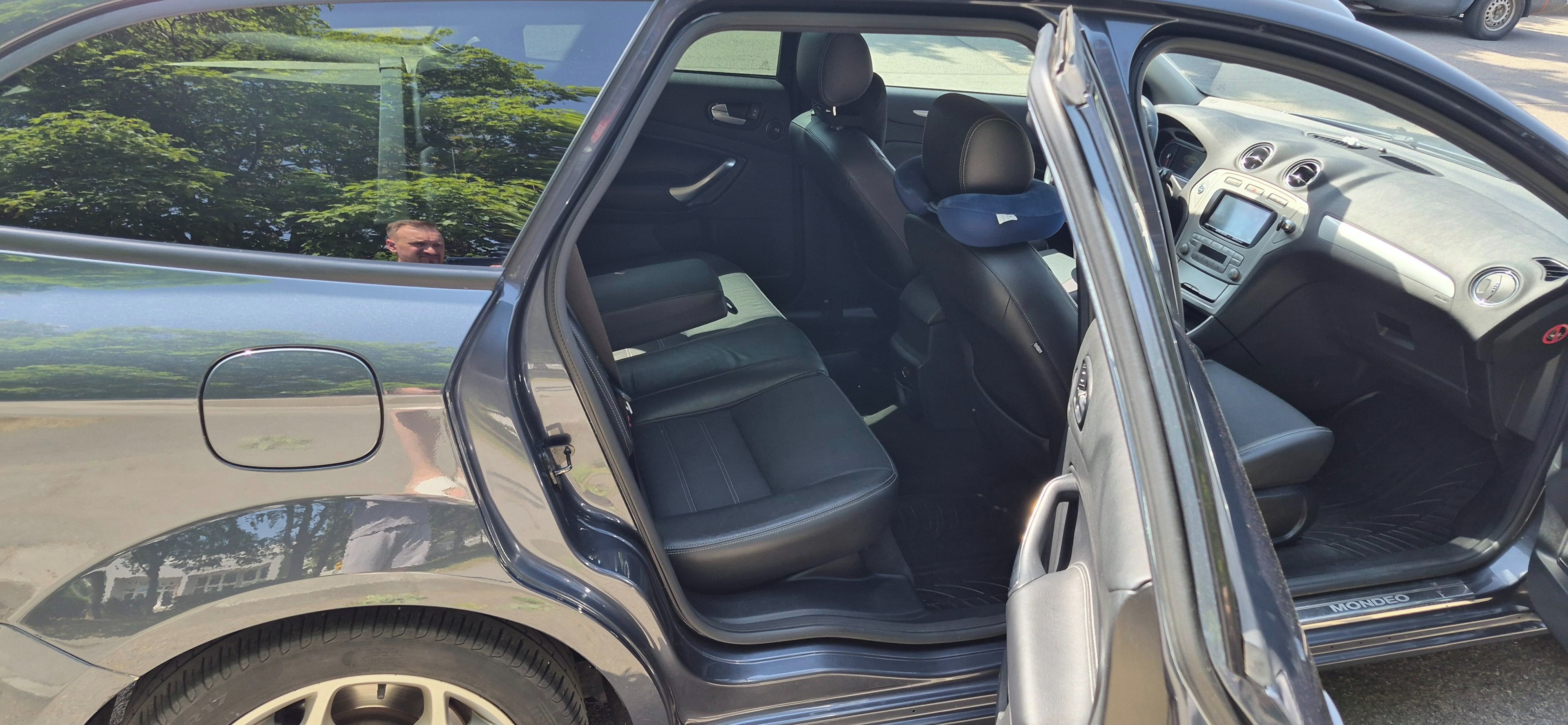 Ford Mondeo - fotka 4