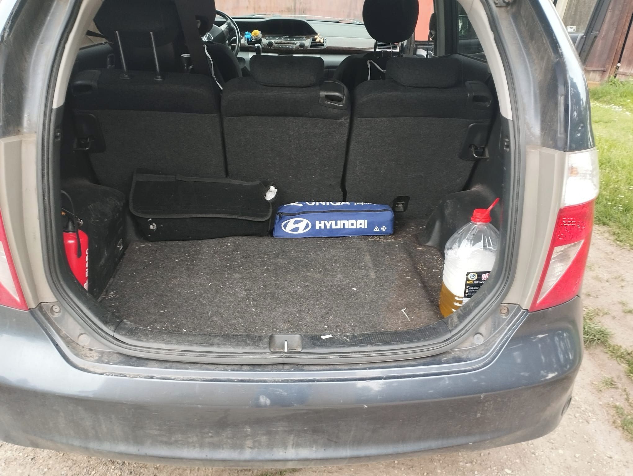 Honda FR-V, 2.0 benzín + LPG - fotka 4